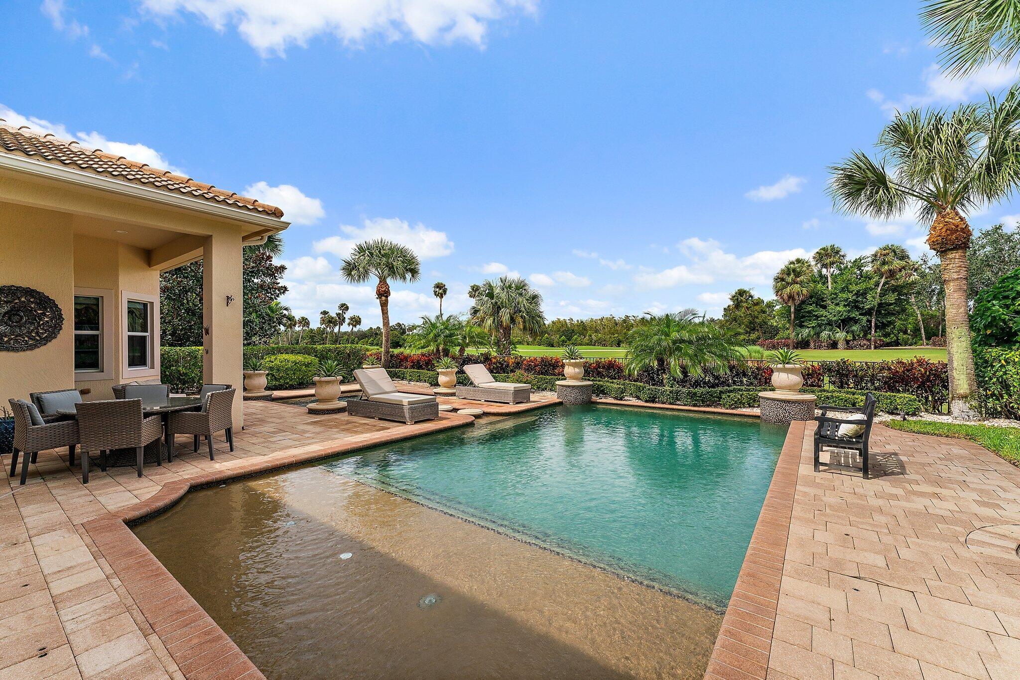 JUPITER COUNTRY CLUB - Residential