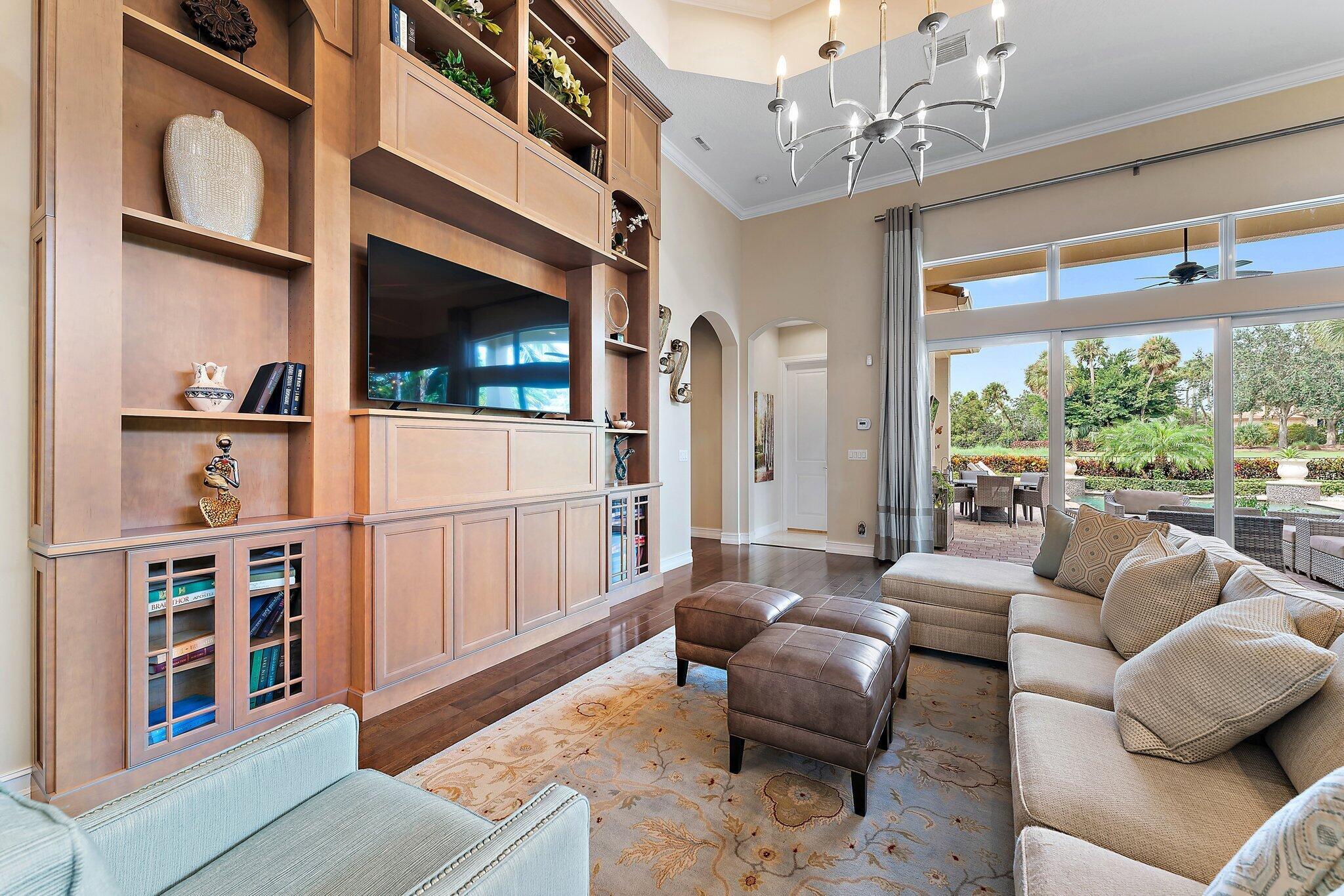 JUPITER COUNTRY CLUB - Residential