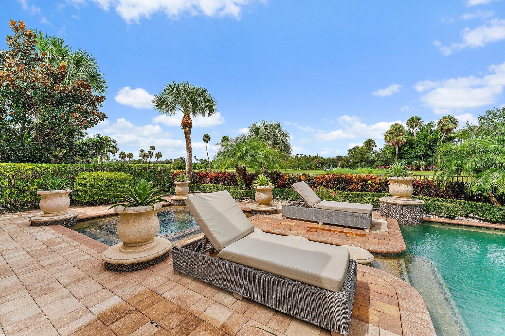 JUPITER COUNTRY CLUB - Residential