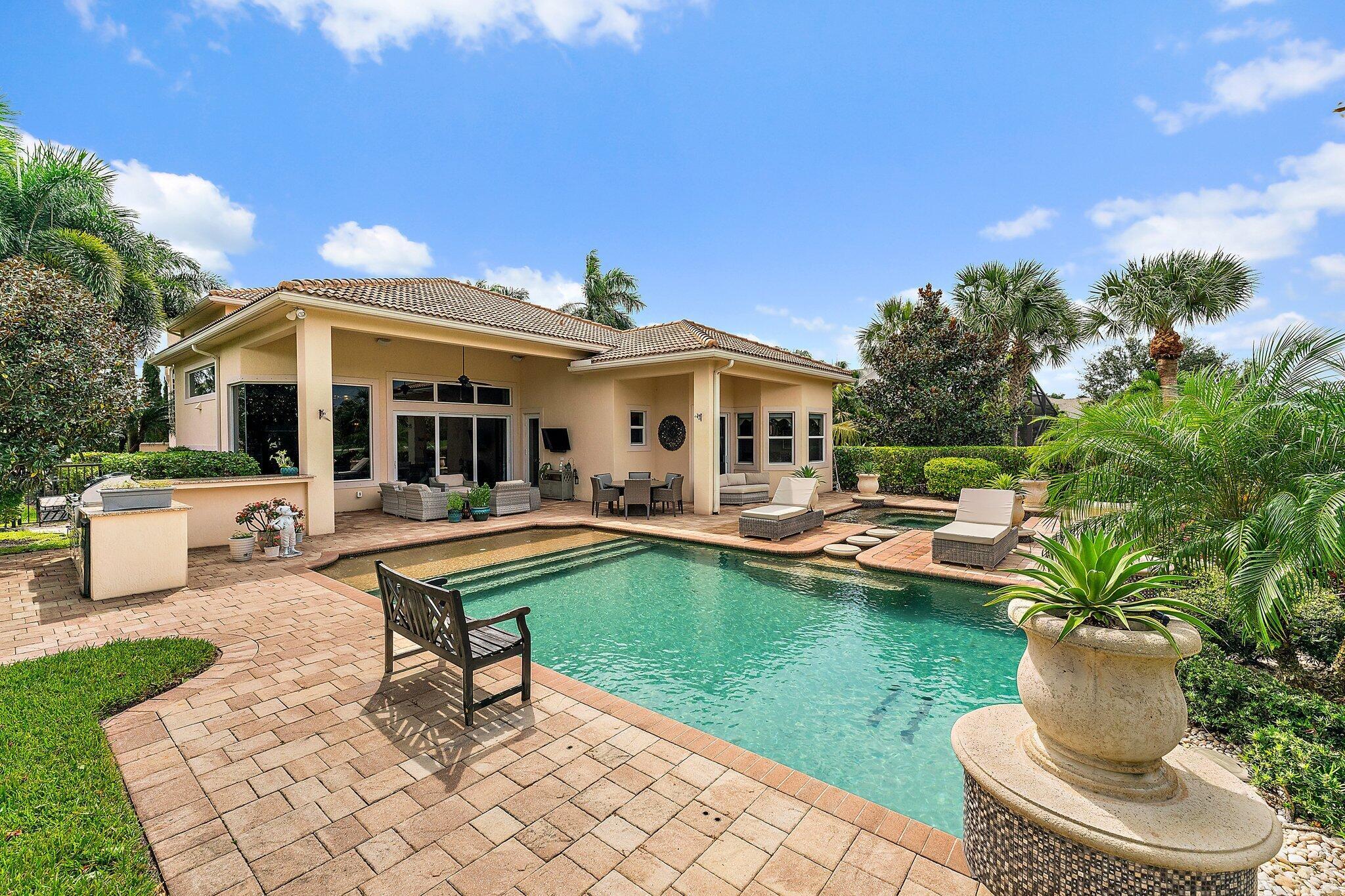 JUPITER COUNTRY CLUB - Residential