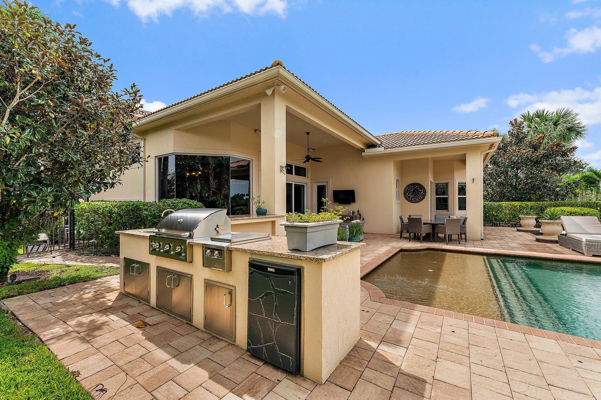 JUPITER COUNTRY CLUB - Residential