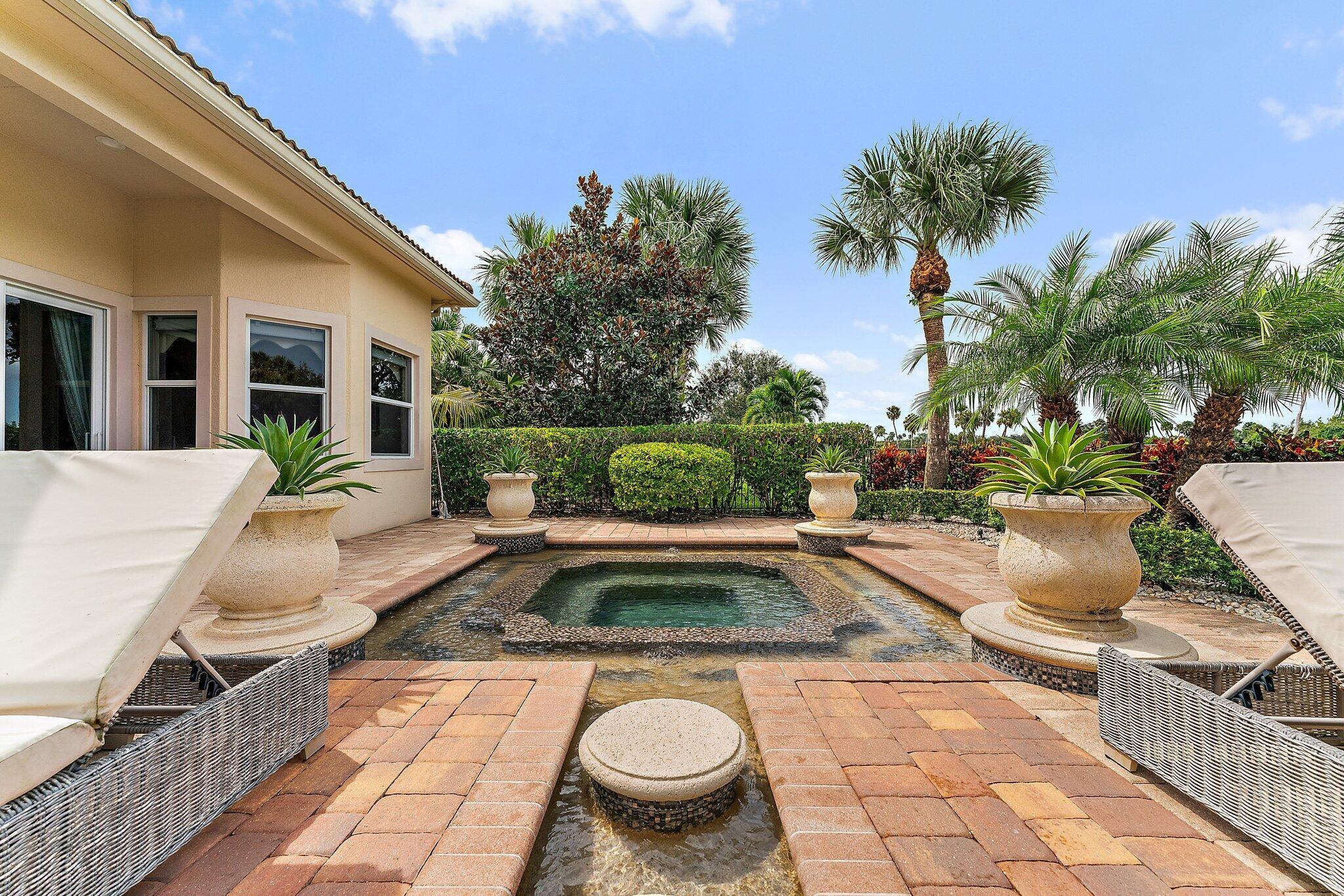 JUPITER COUNTRY CLUB - Residential
