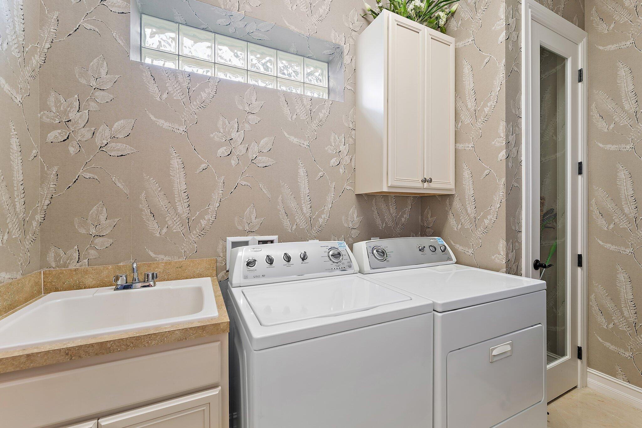 JUPITER COUNTRY CLUB - Residential