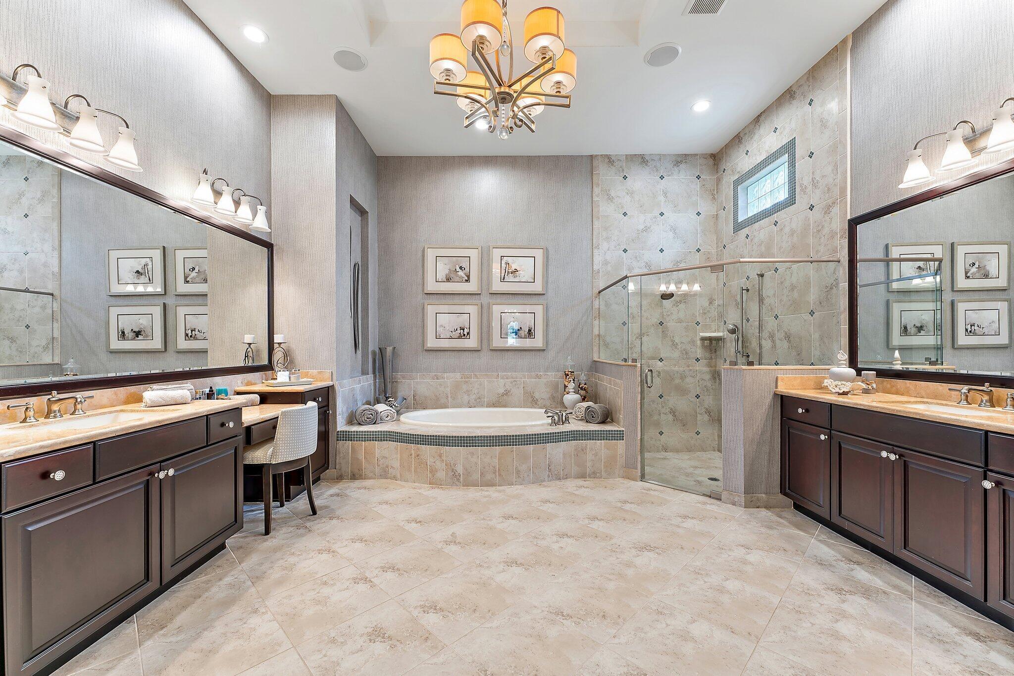 JUPITER COUNTRY CLUB - Residential