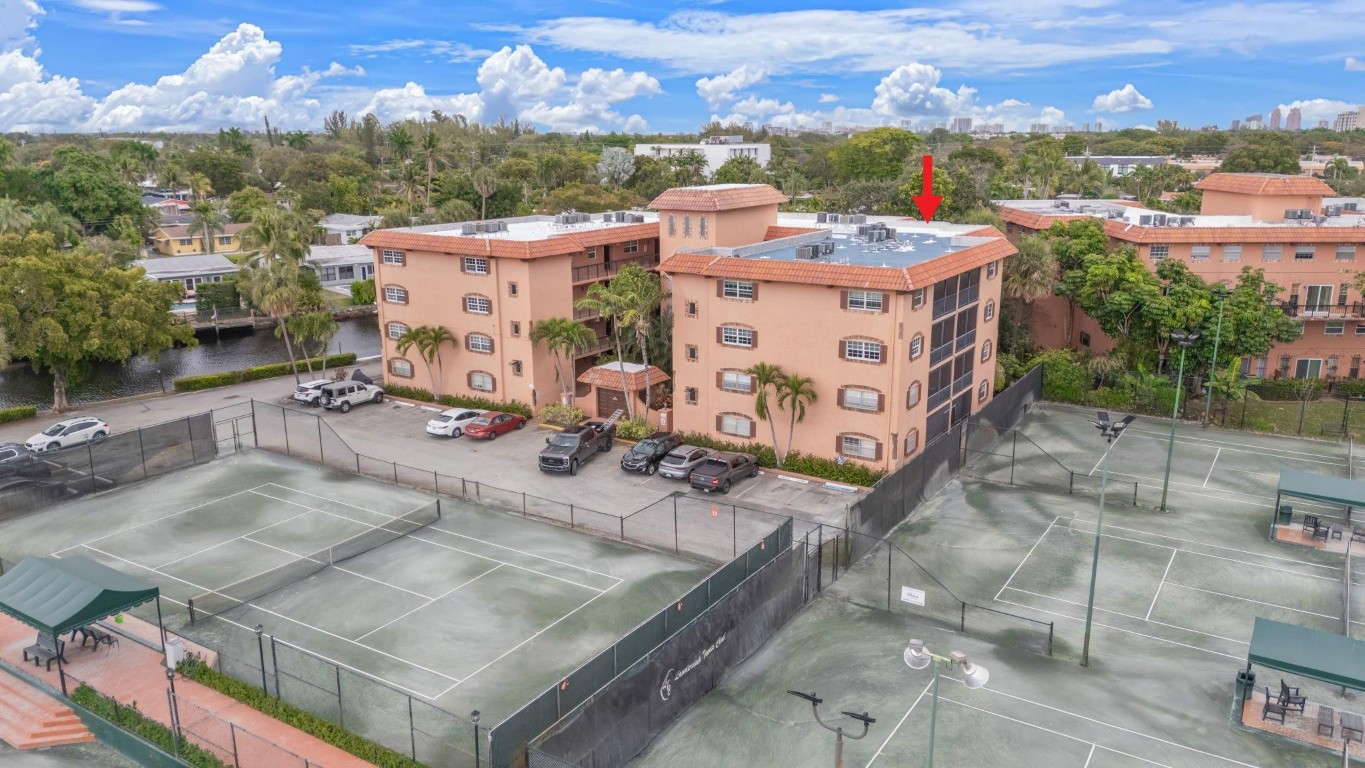 LAUDERDALE TENNIS CLUB - Residential