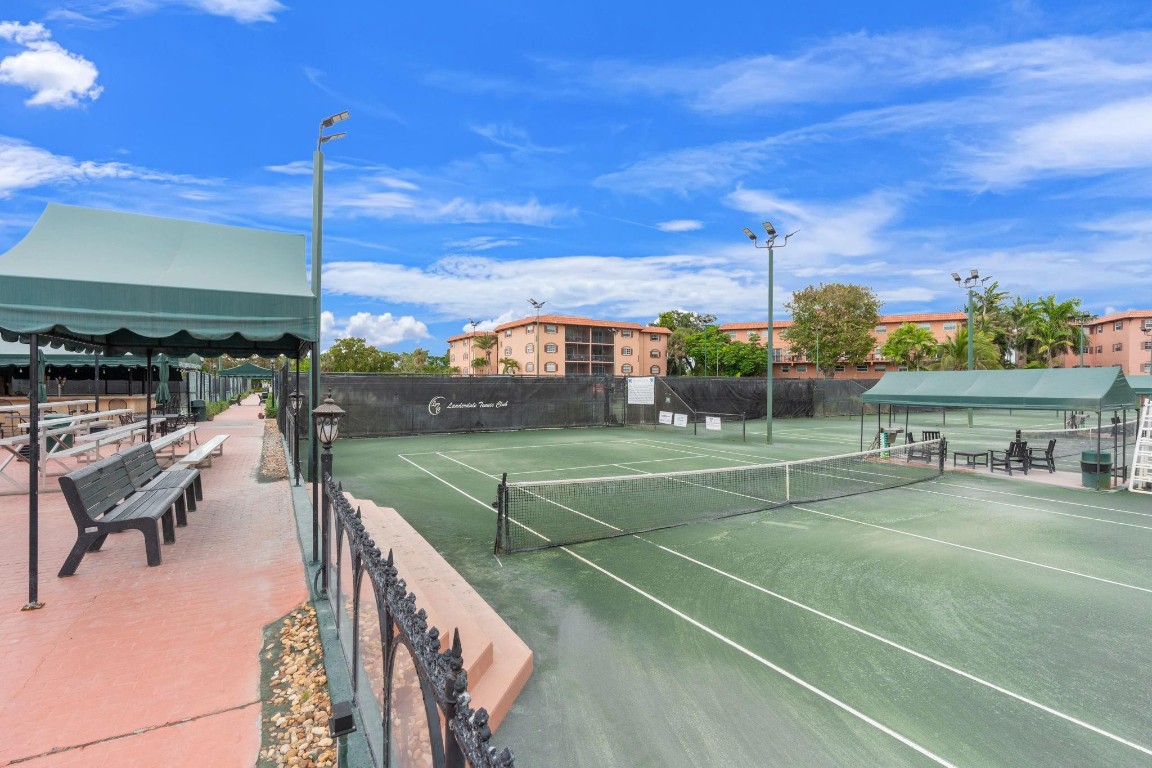 LAUDERDALE TENNIS CLUB - Residential