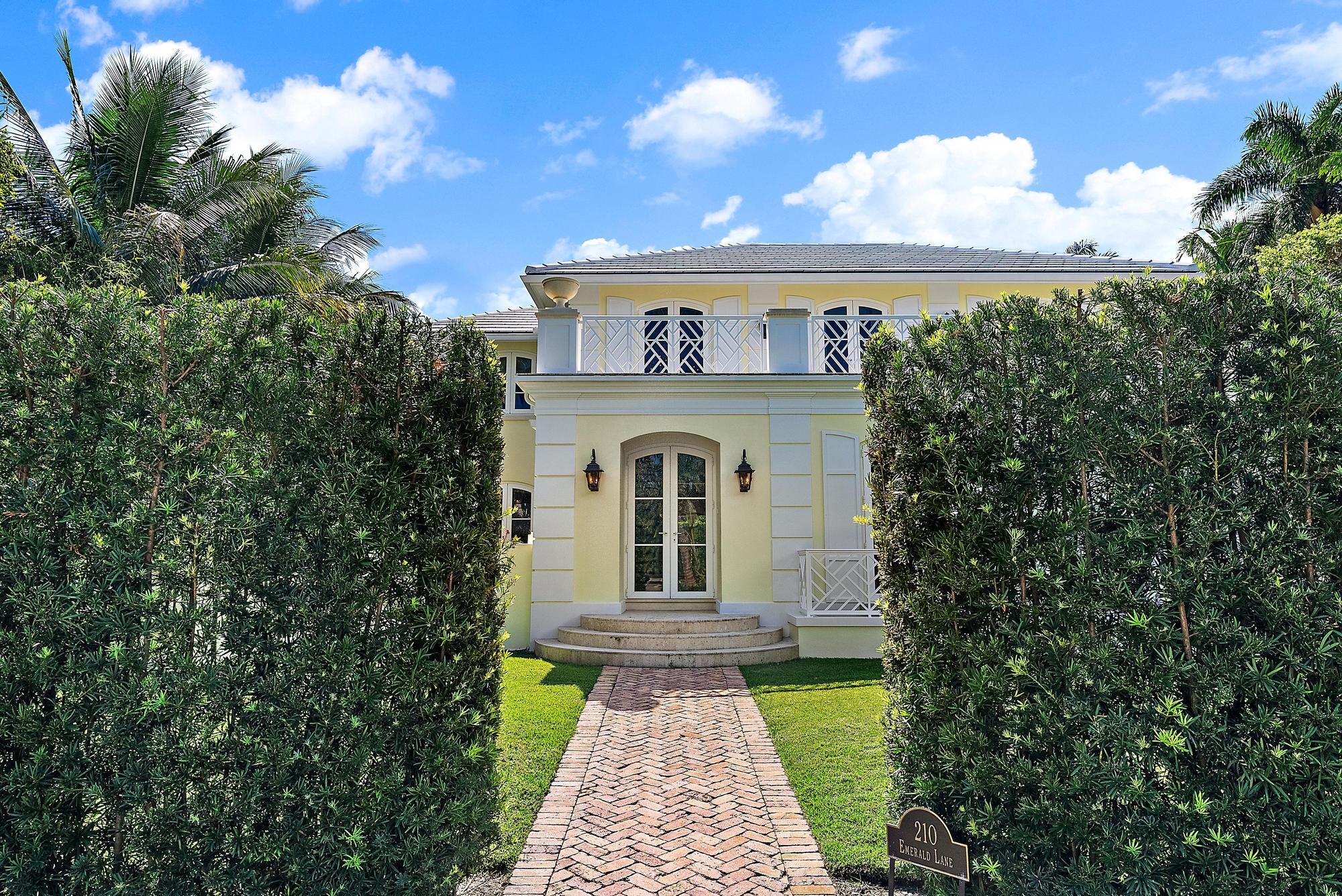 210 Emerald Lane, Palm Beach, FL, 33480/$55,000 1 210 Emerald Lane