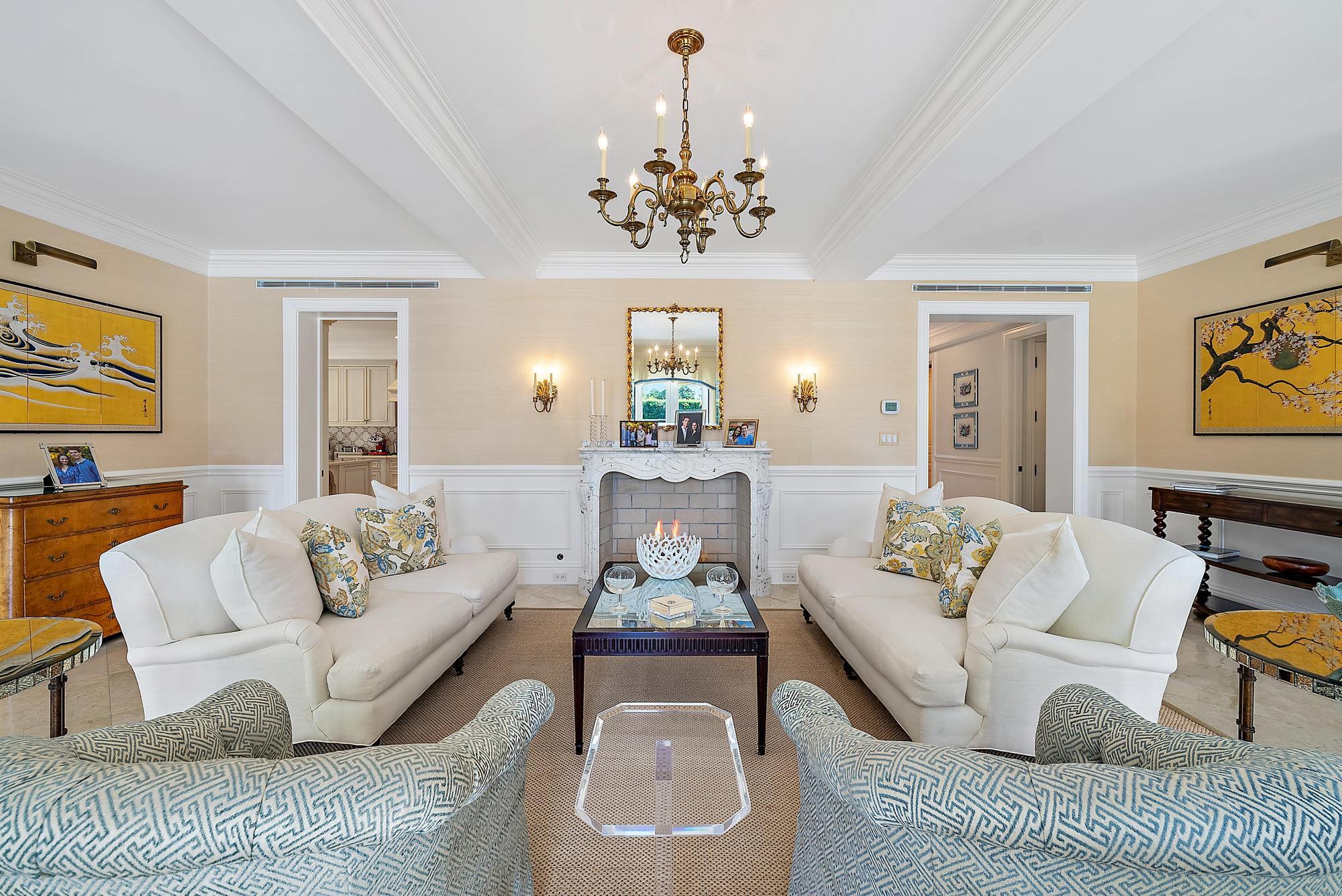 210 Emerald Lane, Palm Beach, FL, 33480/$55,000 4 210 Emerald Lane