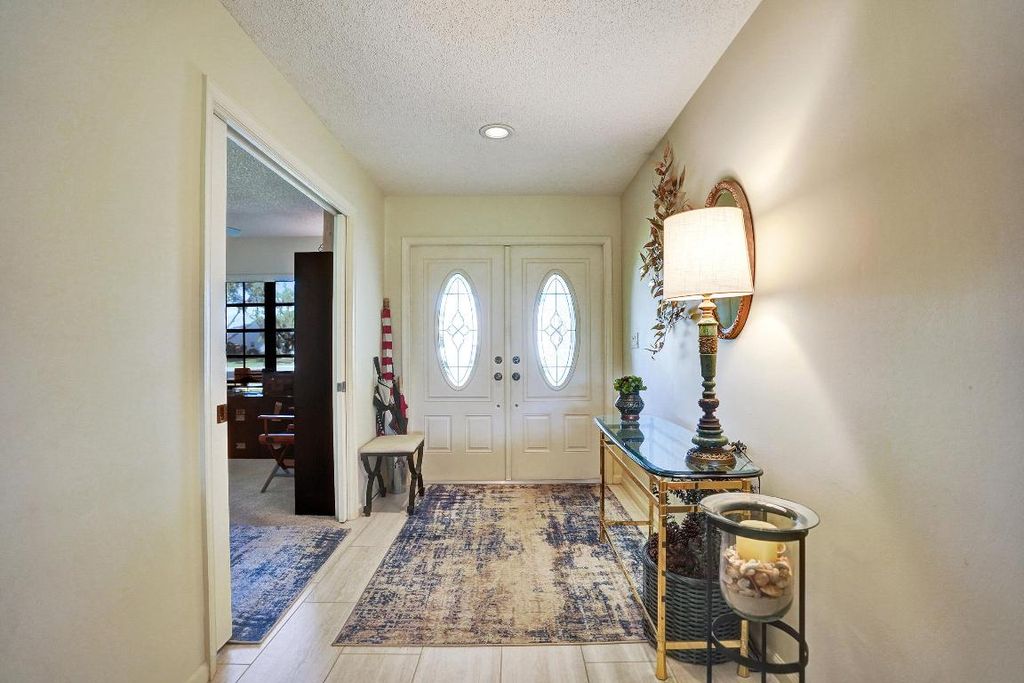 Photo of 6010 Petaluma Drive, Boca Raton, FL 33433 (MLS # R11157891)