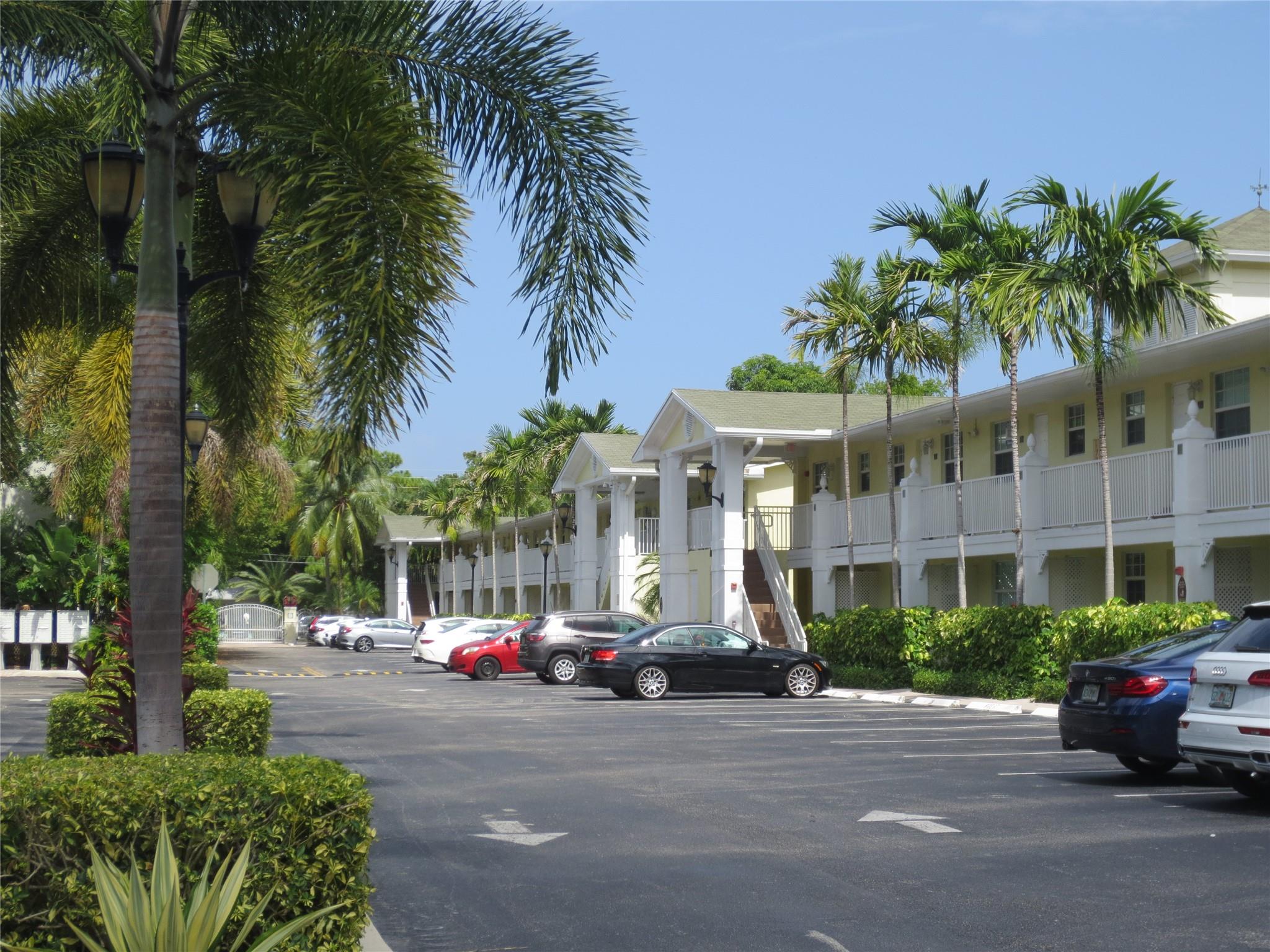 The Grove at Wilton Manor - Residential