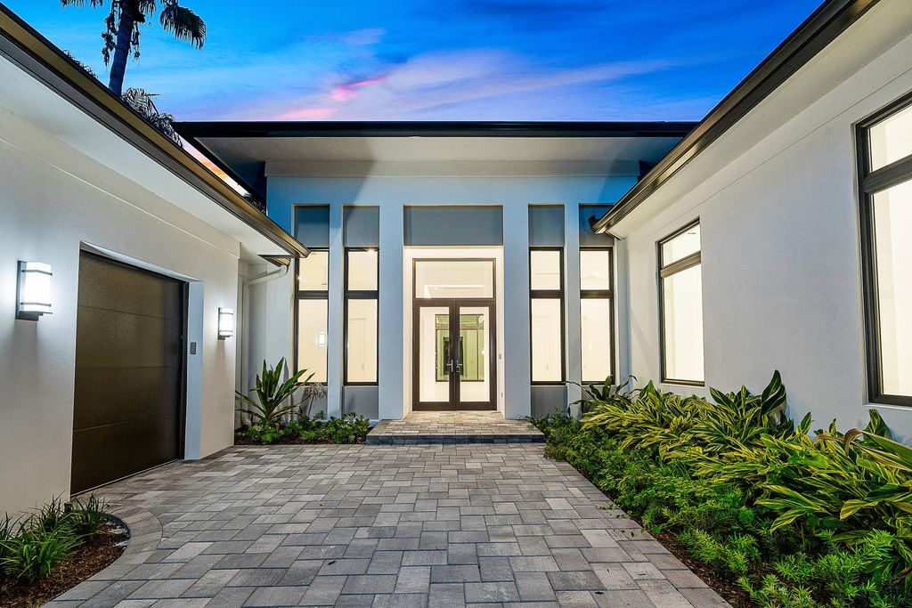 Photo of 130 S Village Way, Jupiter, FL 33458 (MLS # R10990951)