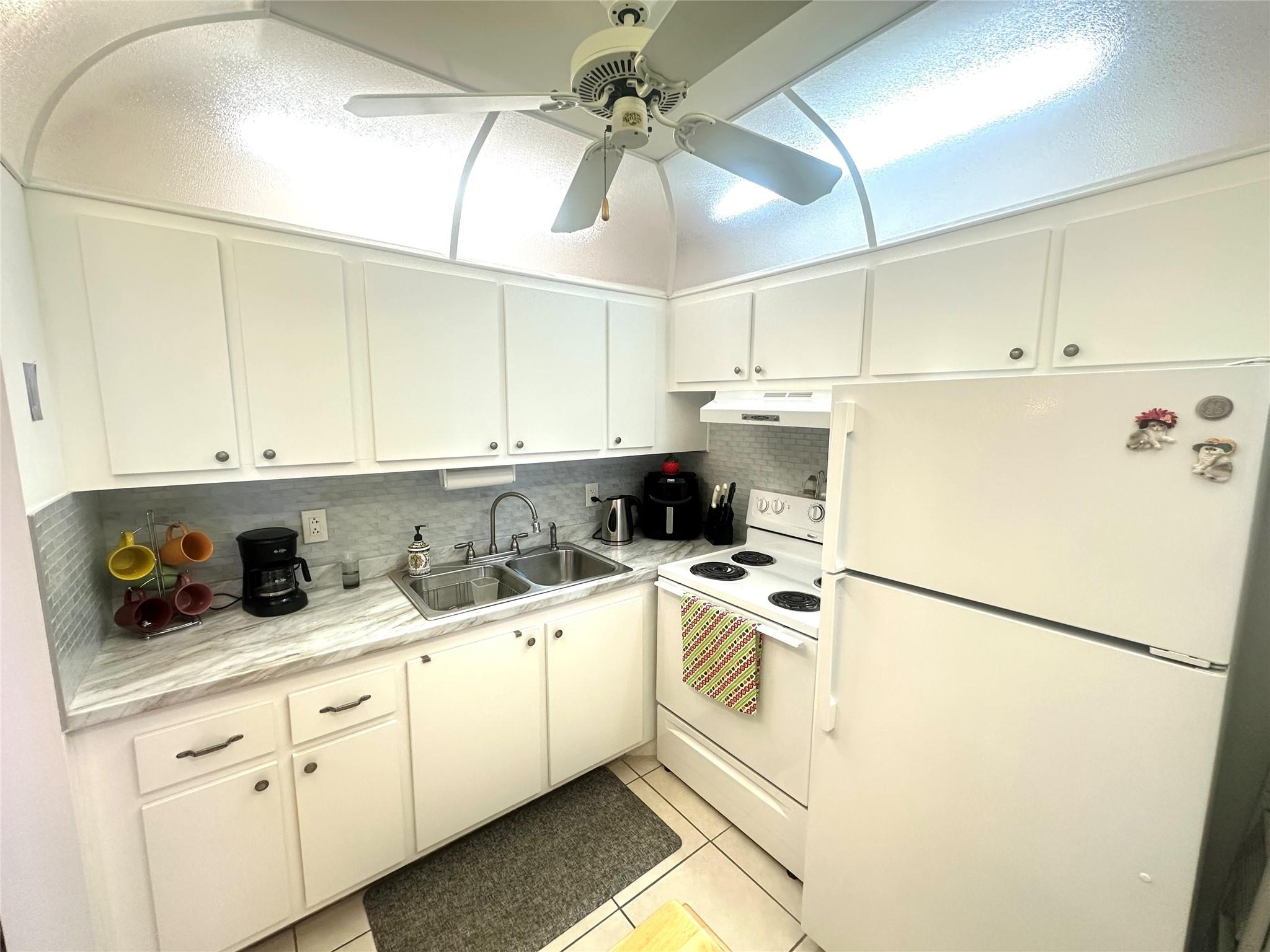 Century Village East - Residential