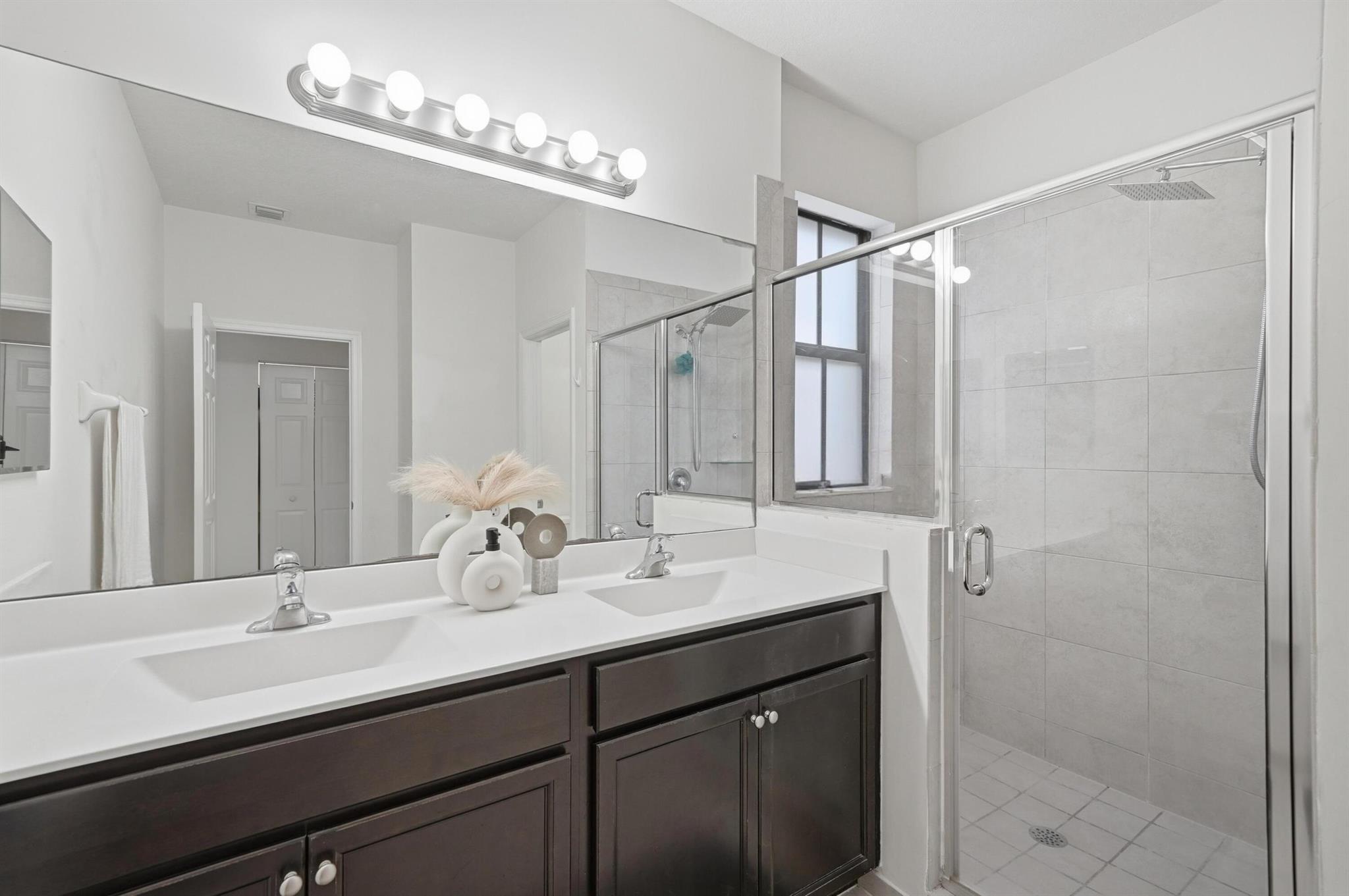 Aquabella - Residential