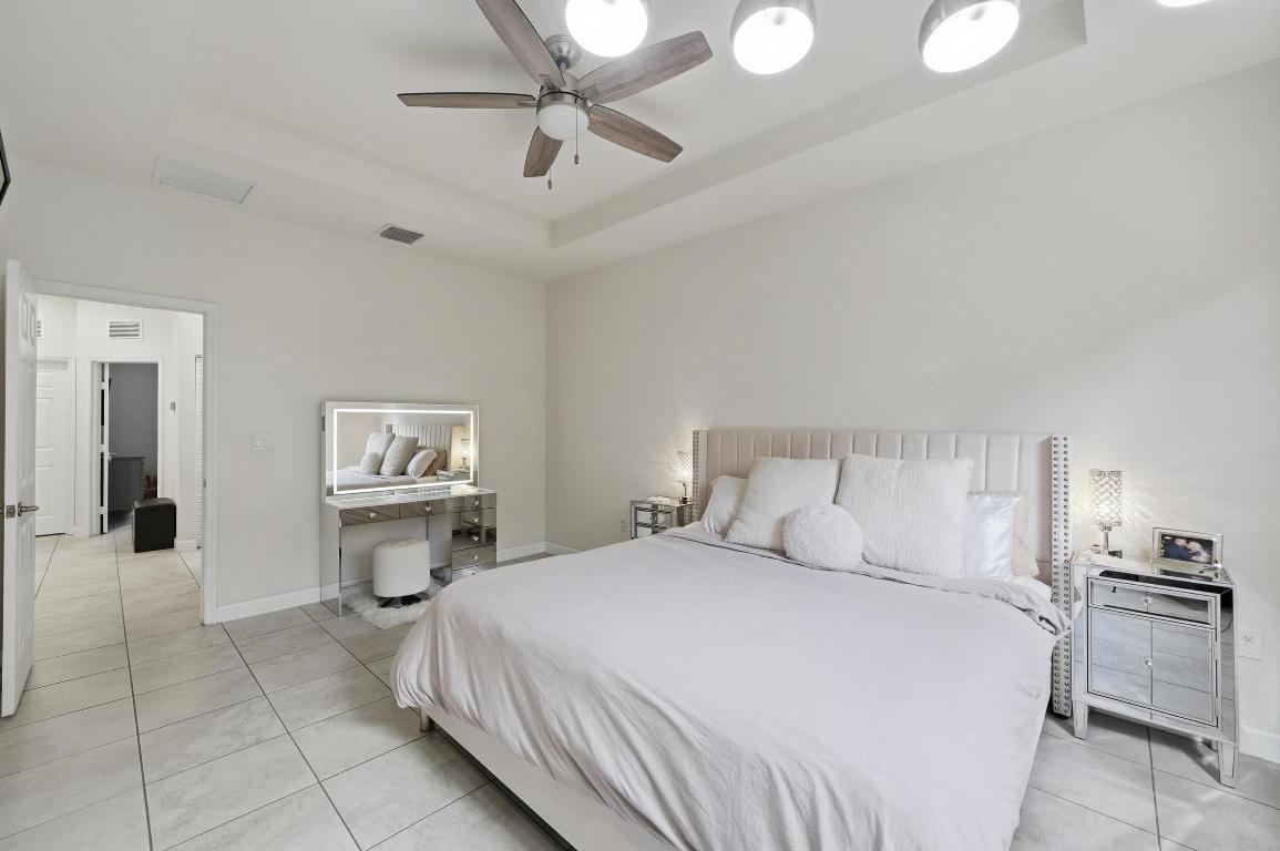 Aquabella - Residential