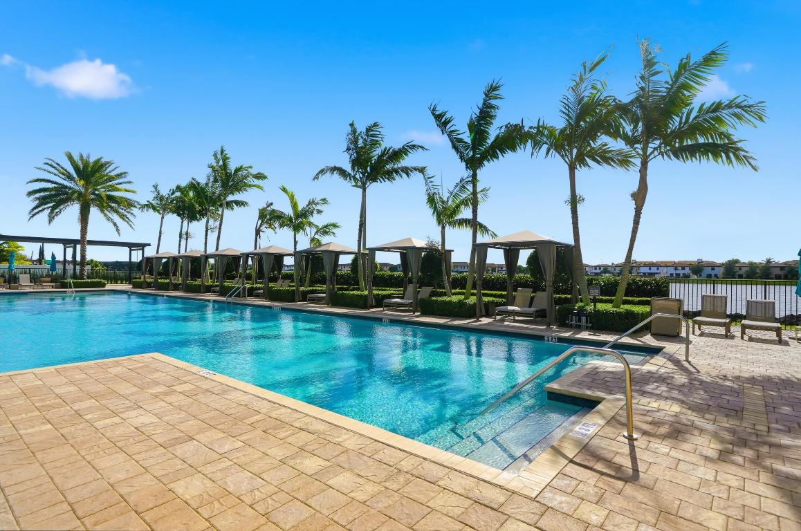 Aquabella - Residential