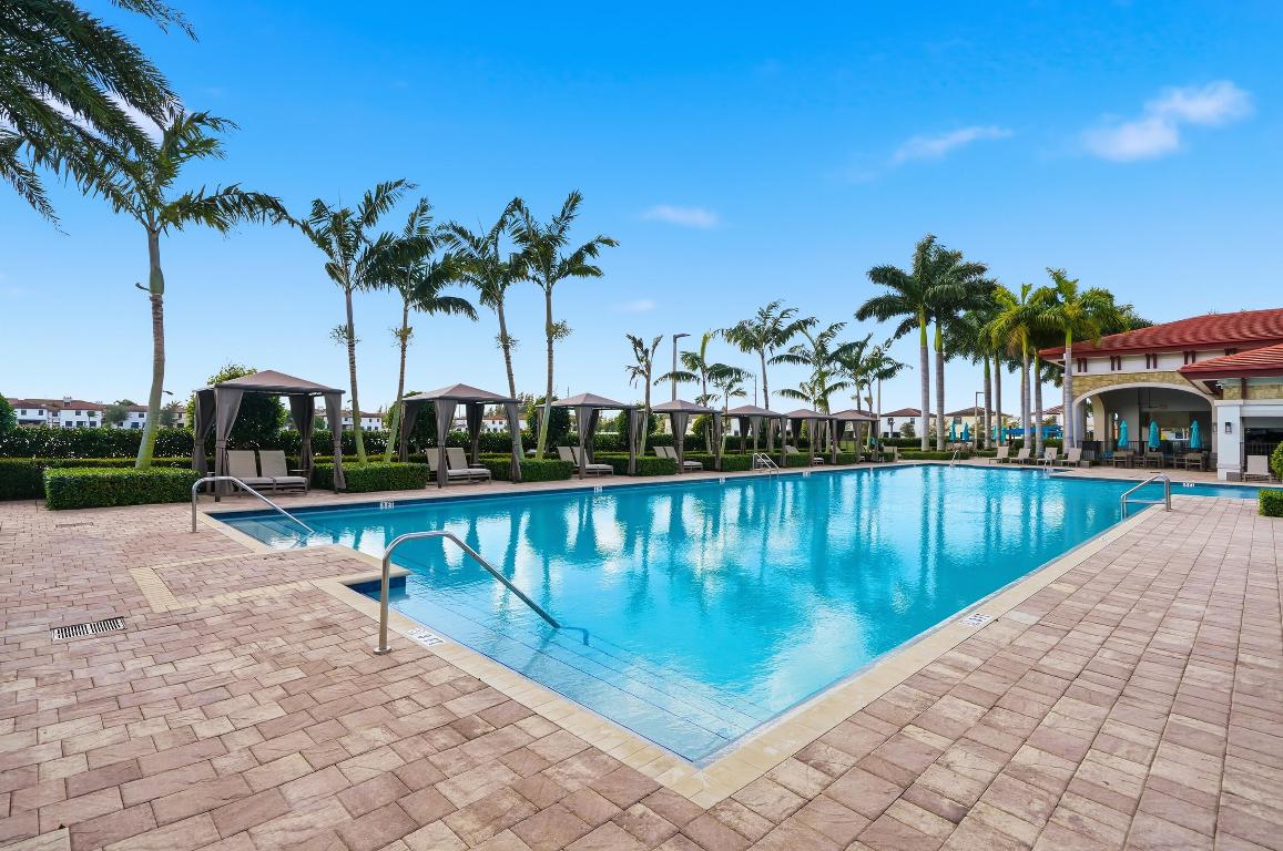 Aquabella - Residential