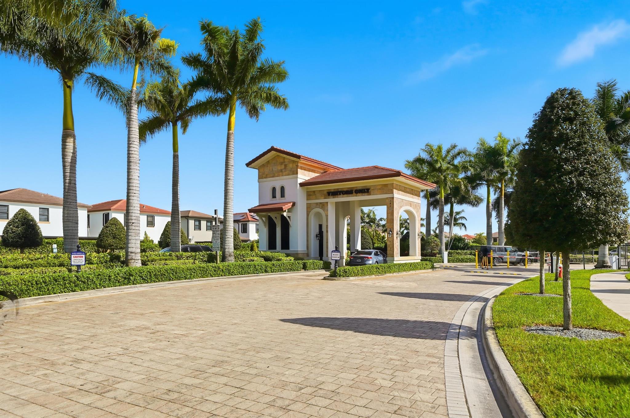 Aquabella - Residential