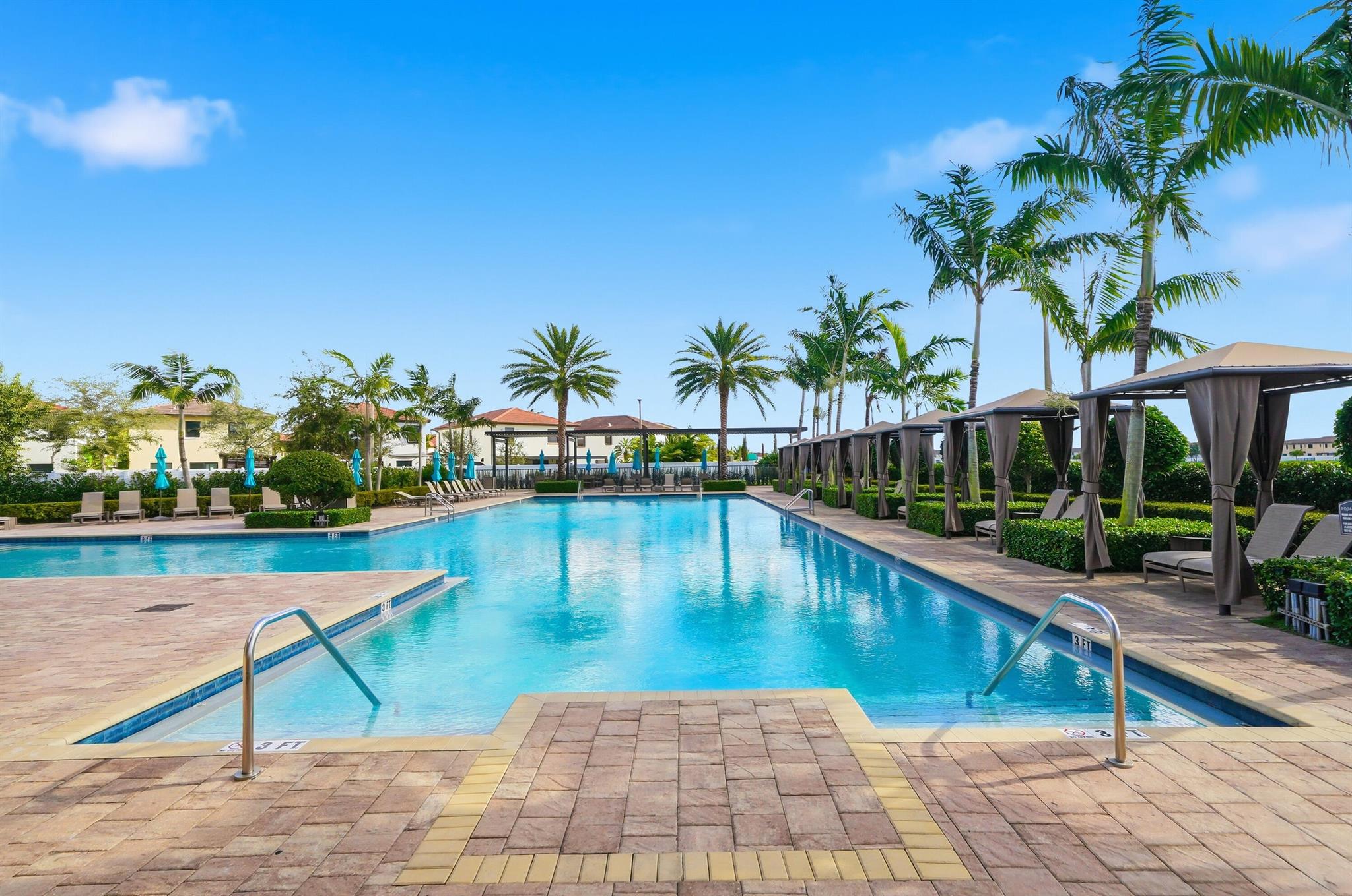 Aquabella - Residential