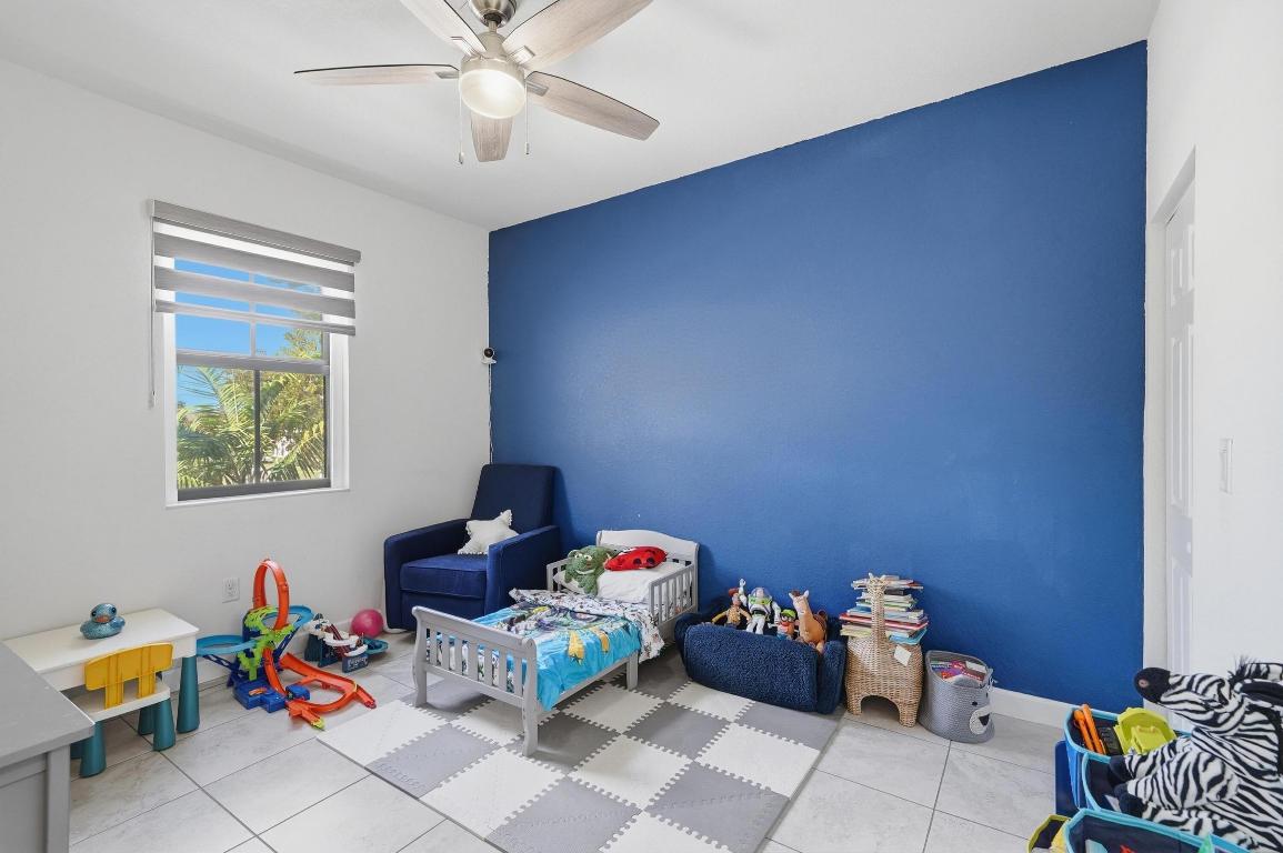 Aquabella - Residential