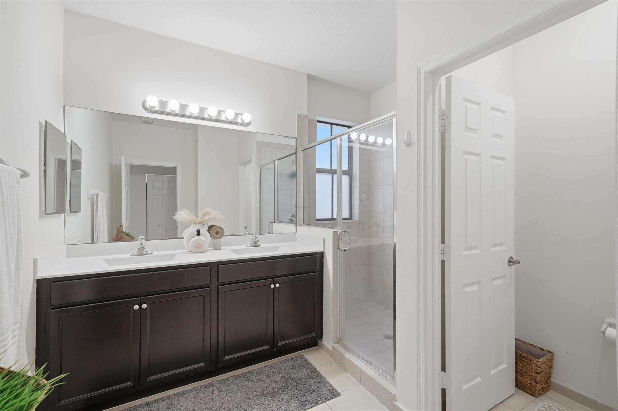 Aquabella - Residential