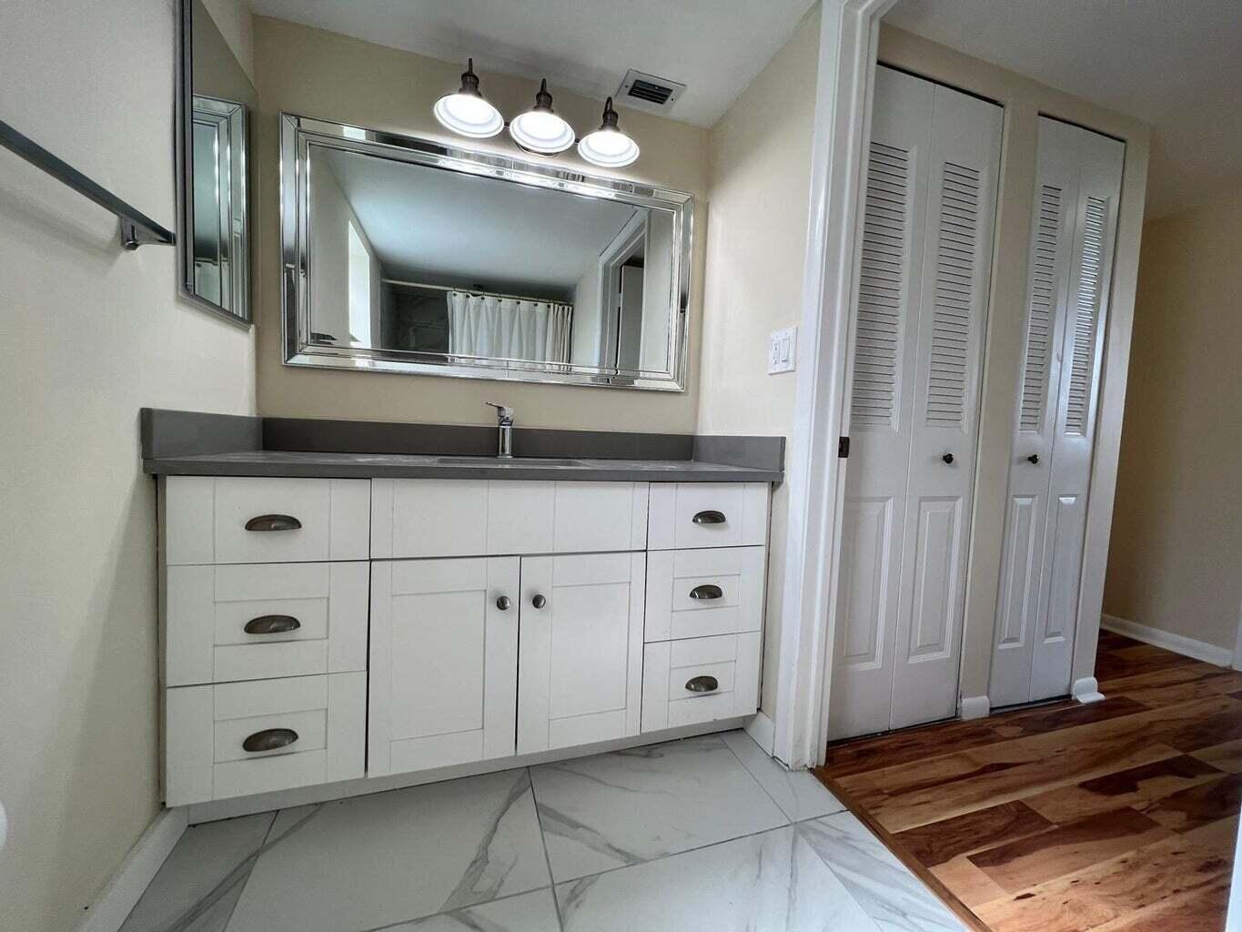 PRESIDENTIAL GOLFVIEW CONDO - Residential Lease