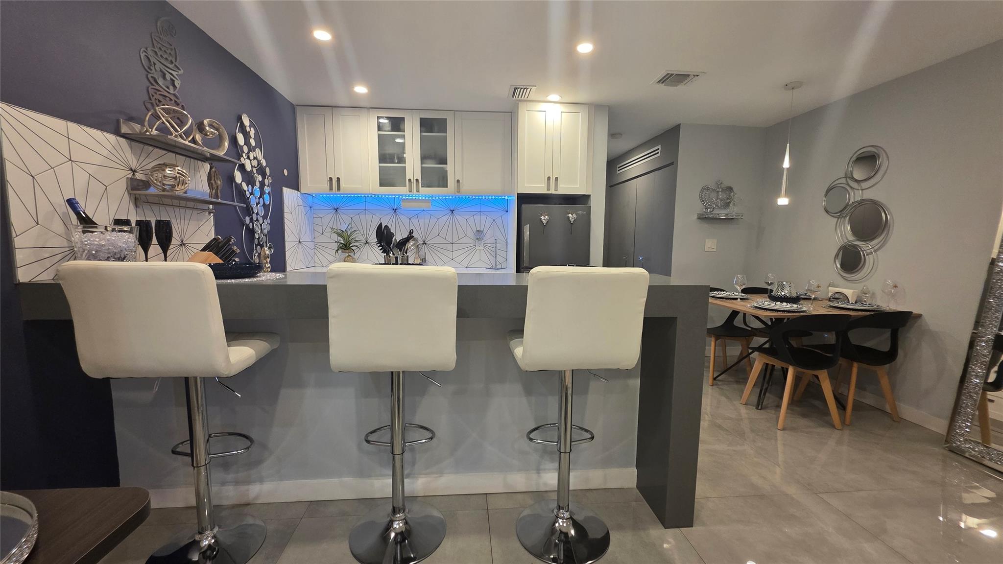 GOLDEN TOWERS - Residential