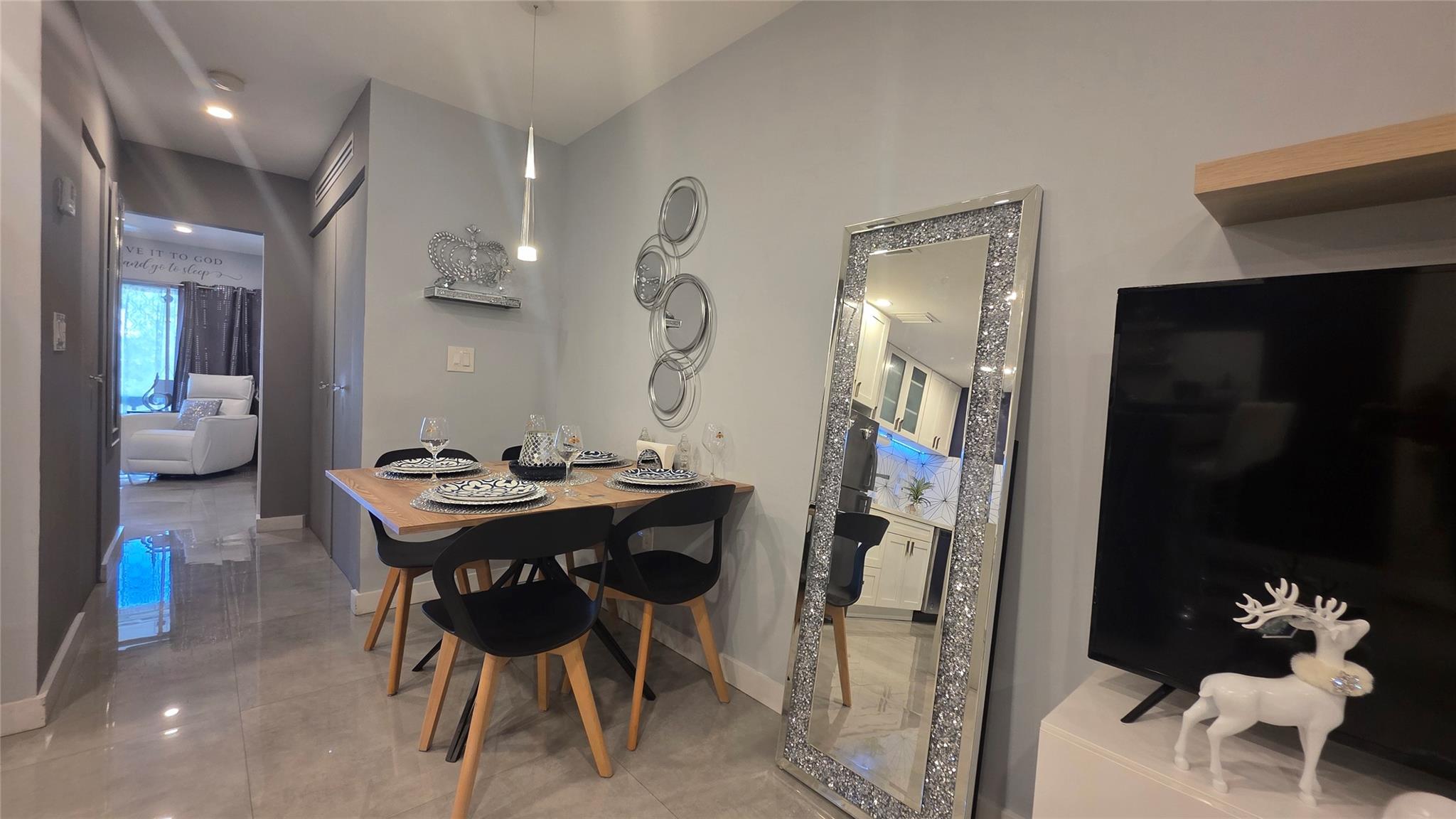 GOLDEN TOWERS - Residential