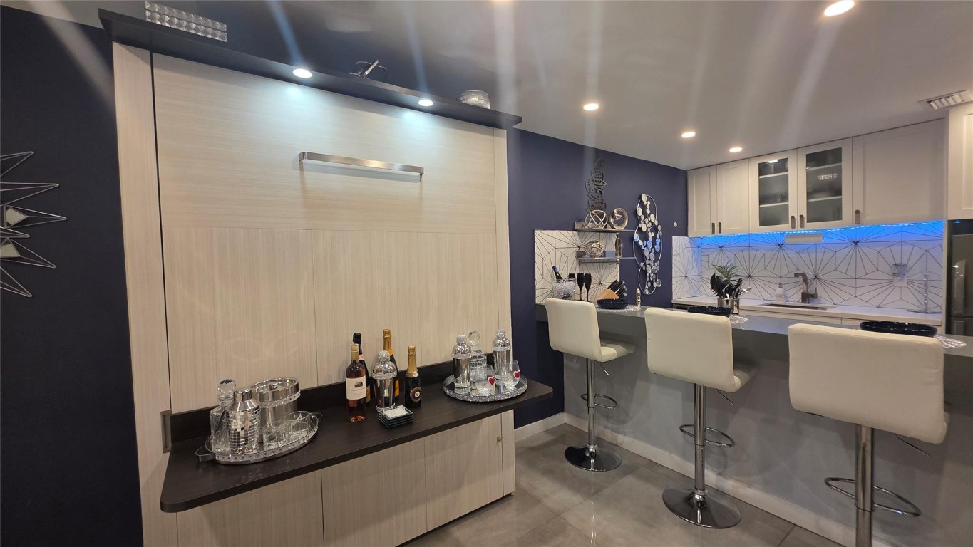 GOLDEN TOWERS - Residential