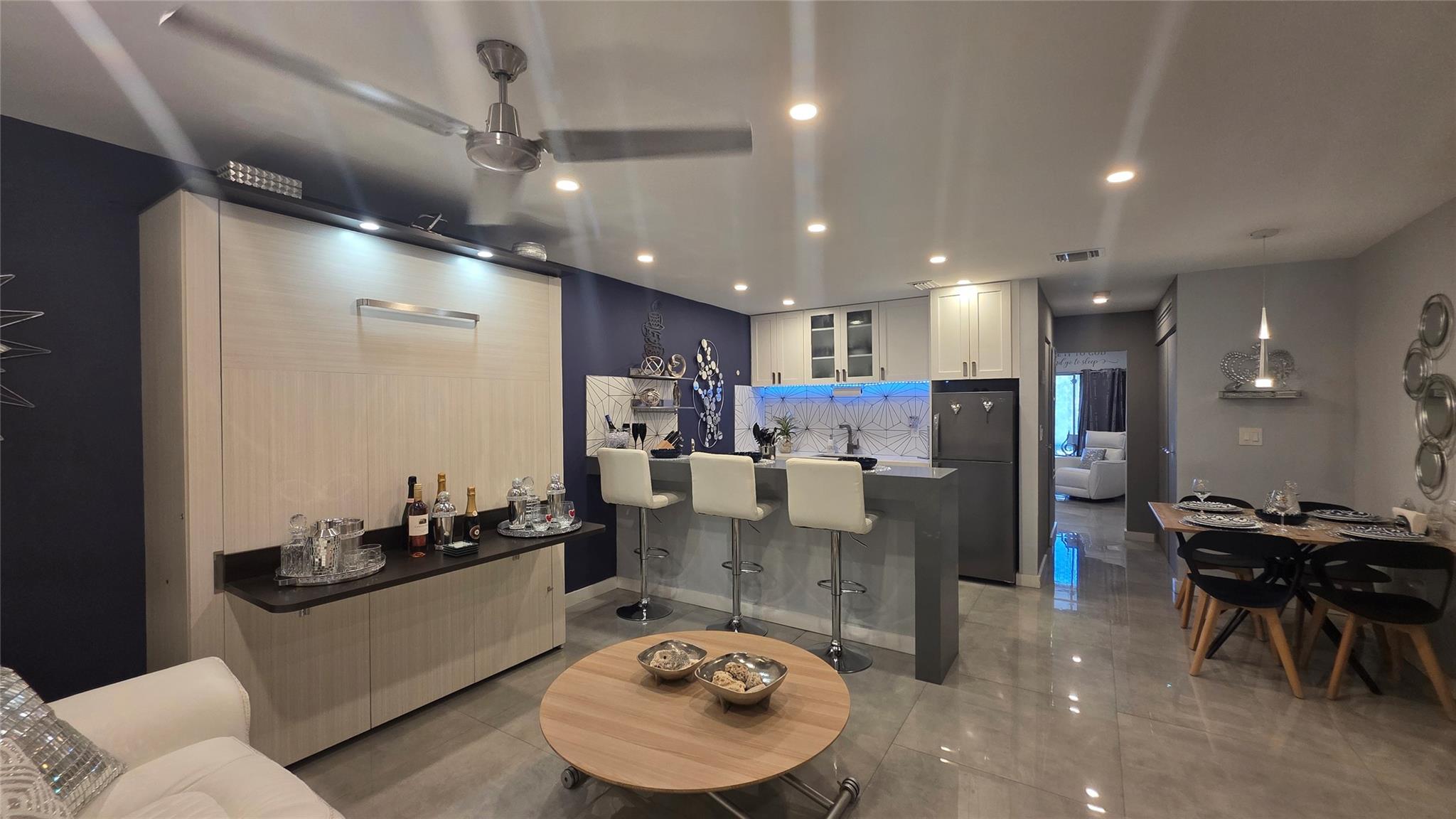 GOLDEN TOWERS - Residential