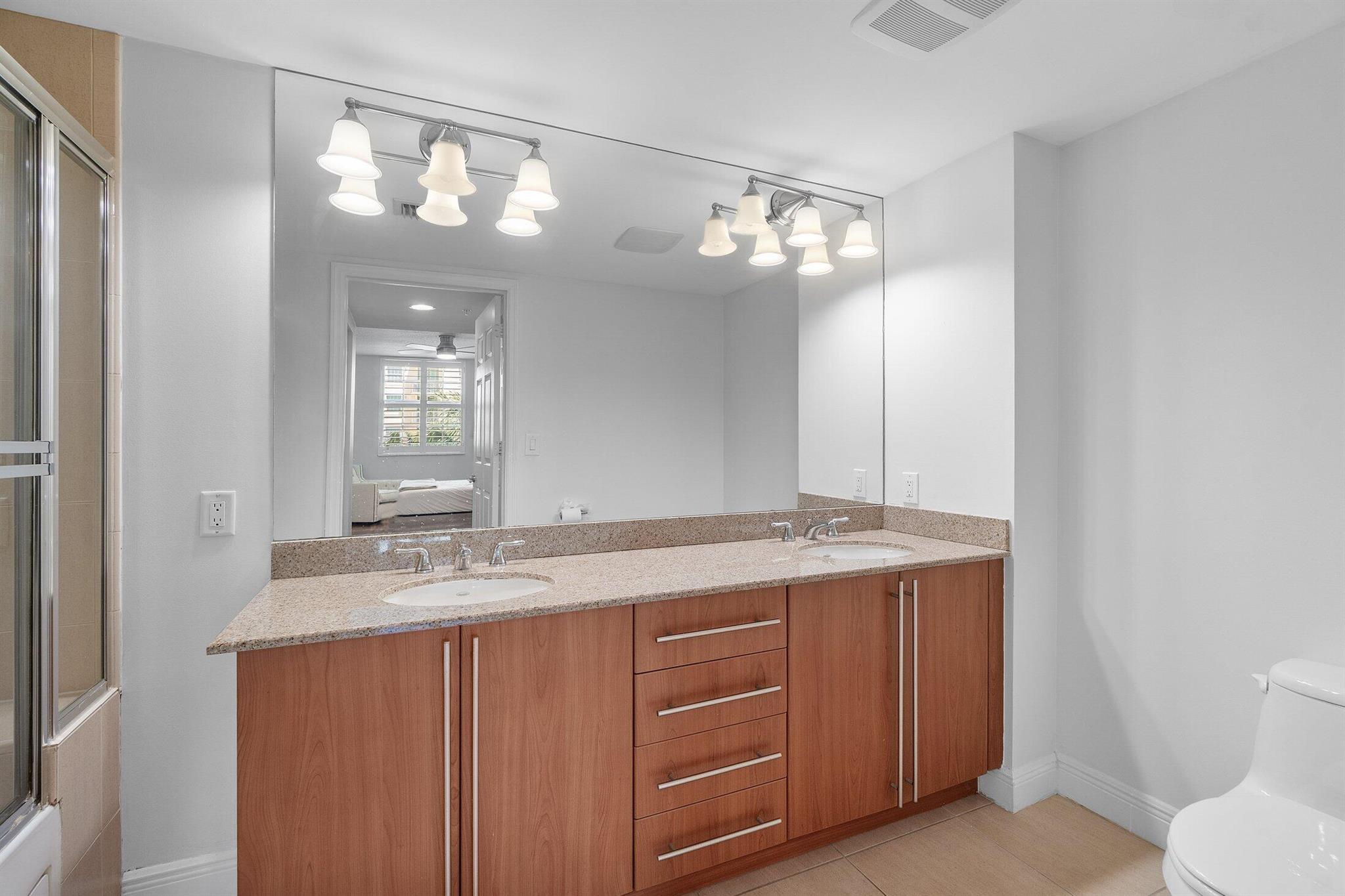 610 CLEMATIS CONDO - Residential Lease