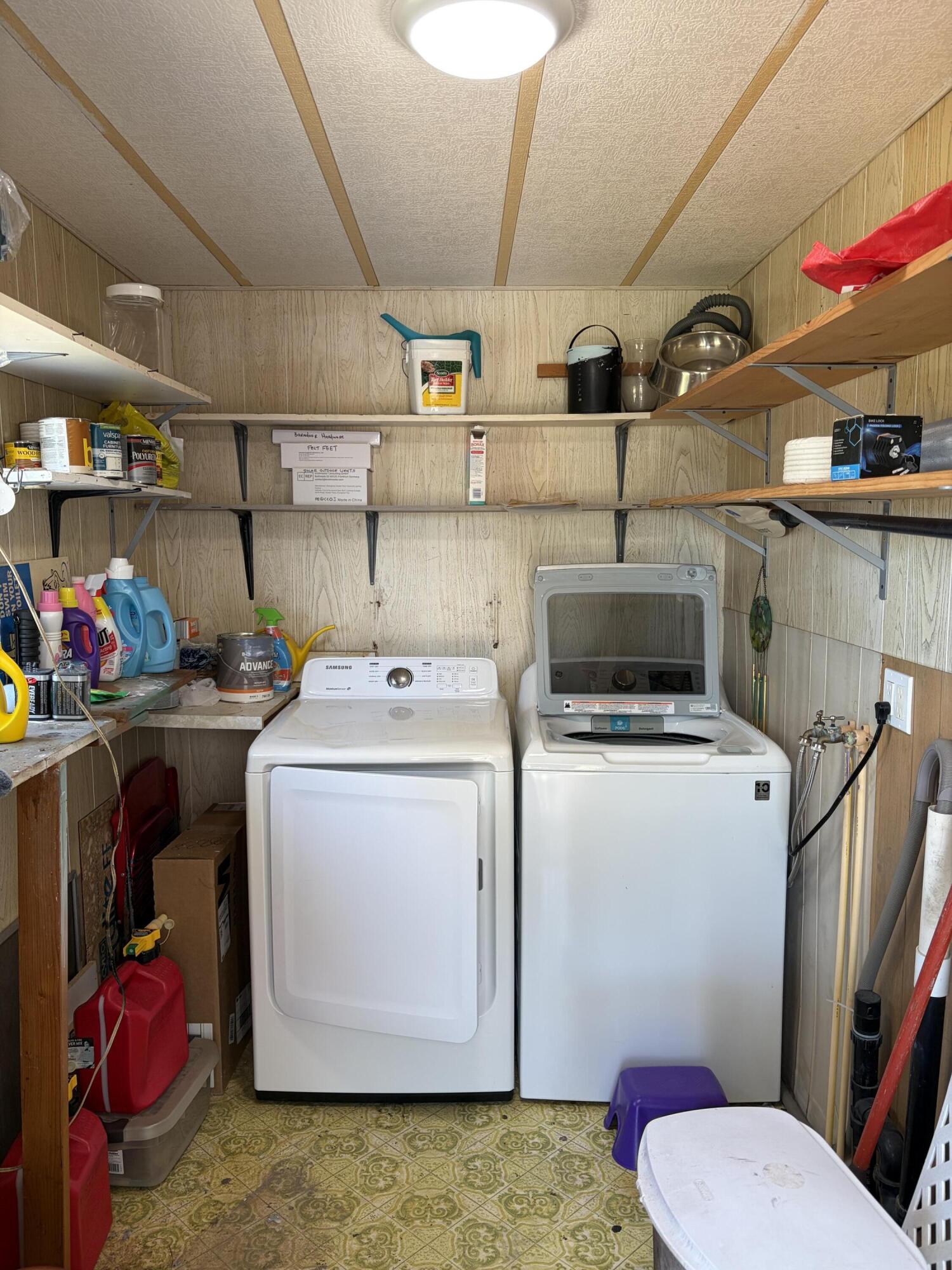 Spanish Lakes Riverfront - Residential