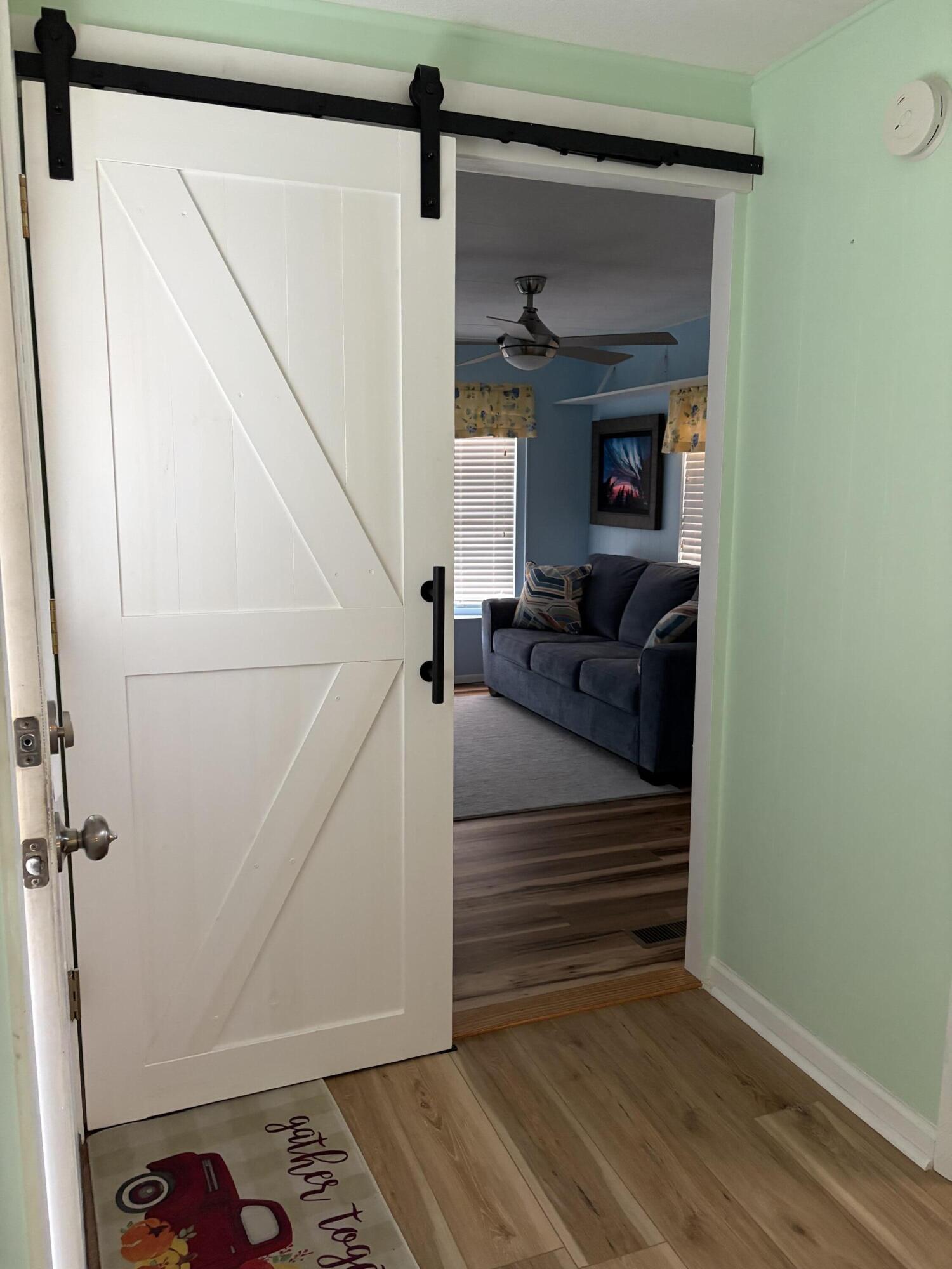 Spanish Lakes Riverfront - Residential