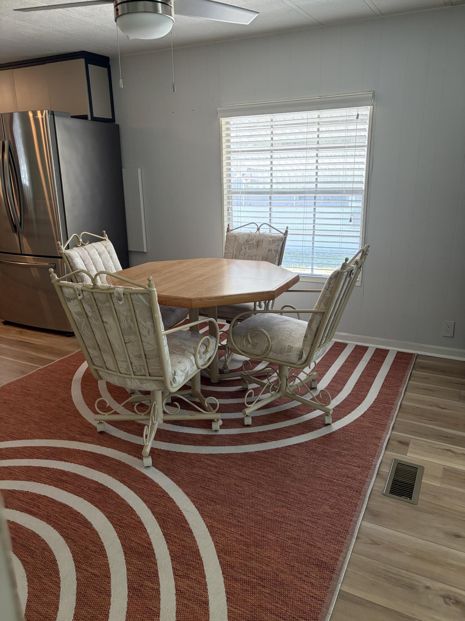 Spanish Lakes Riverfront - Residential