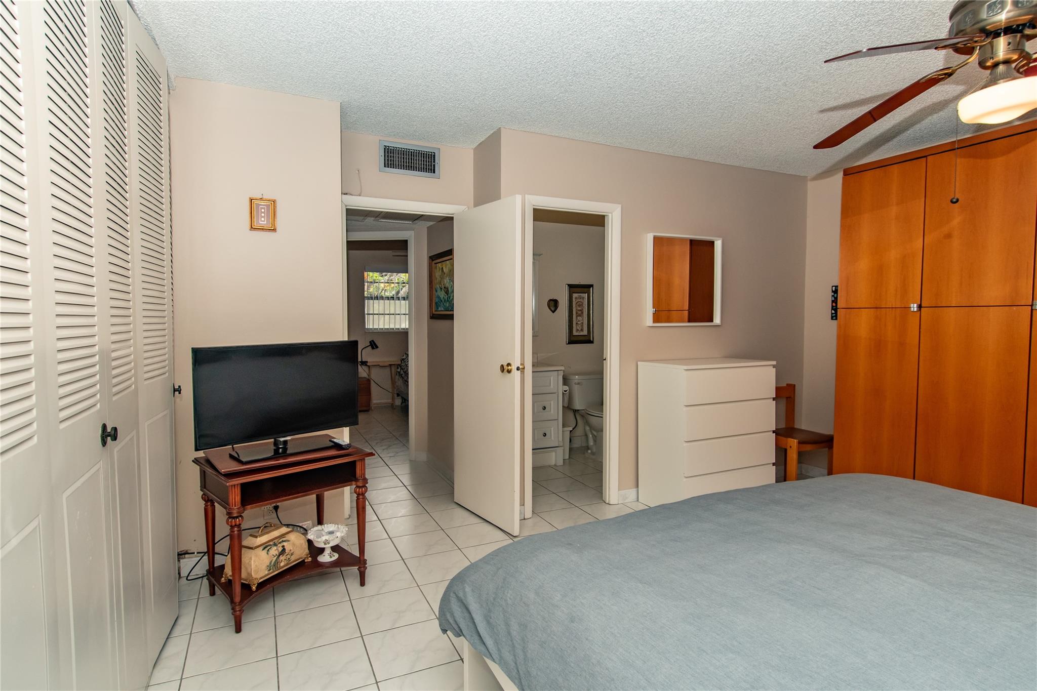 Aloha Gardens Condo - Residential Lease