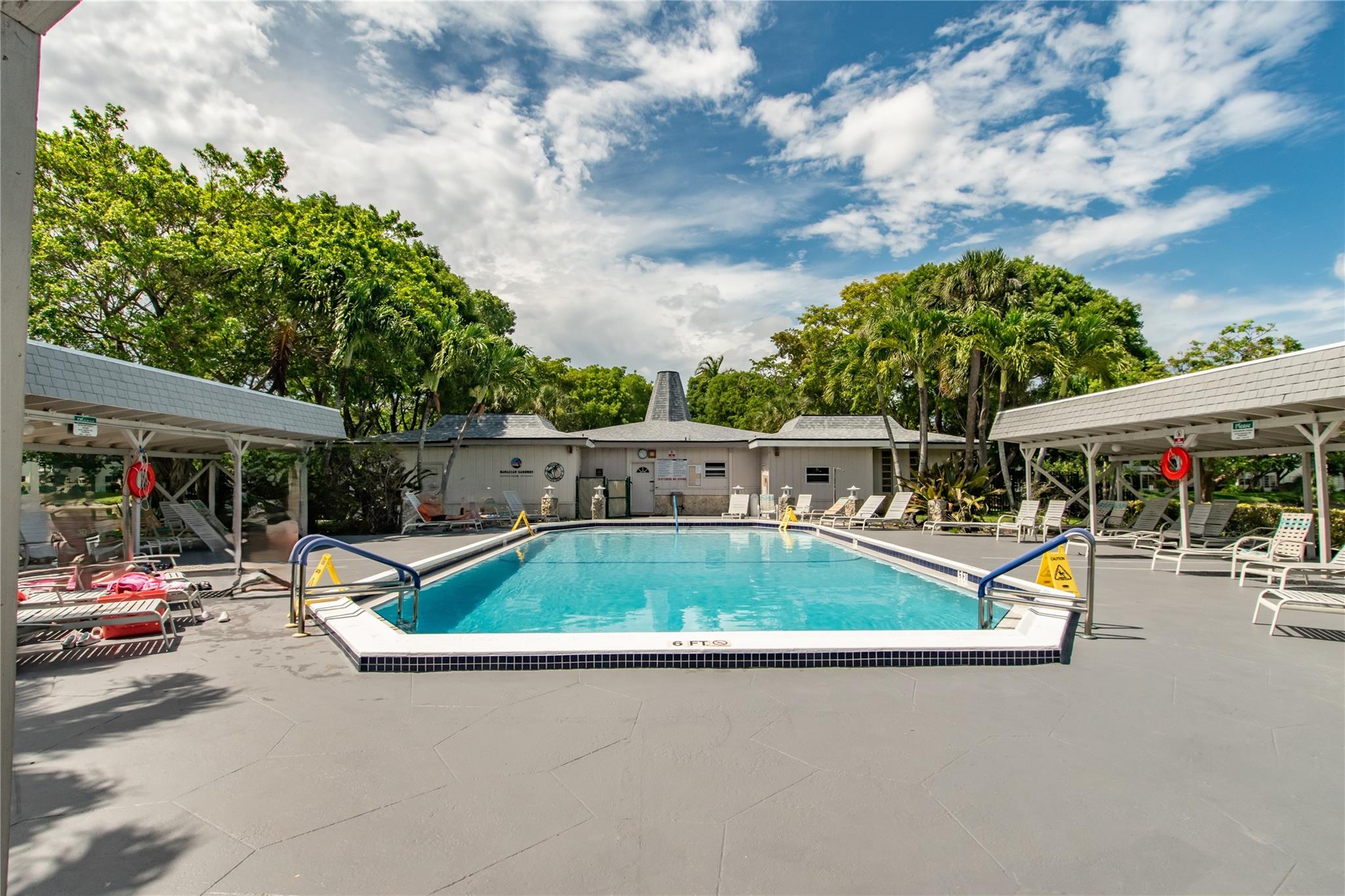 Aloha Gardens Condo - Residential Lease