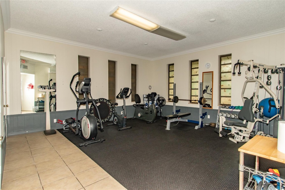 Aloha Gardens Condo - Residential Lease