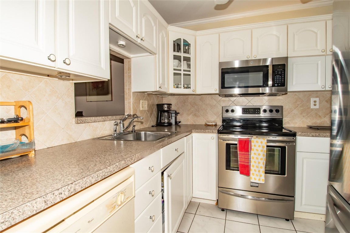 Aloha Gardens Condo - Residential Lease