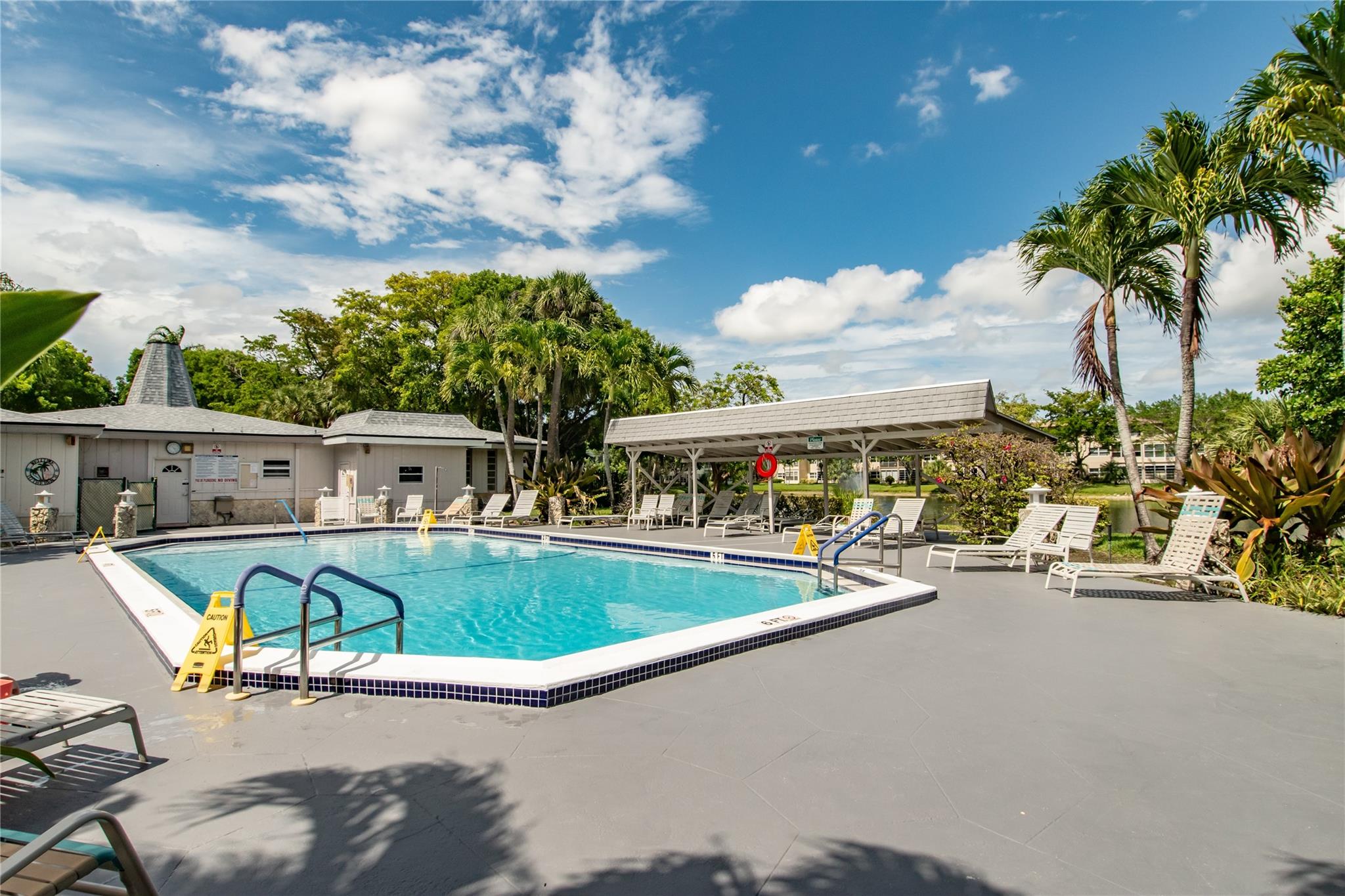 Aloha Gardens Condo - Residential Lease