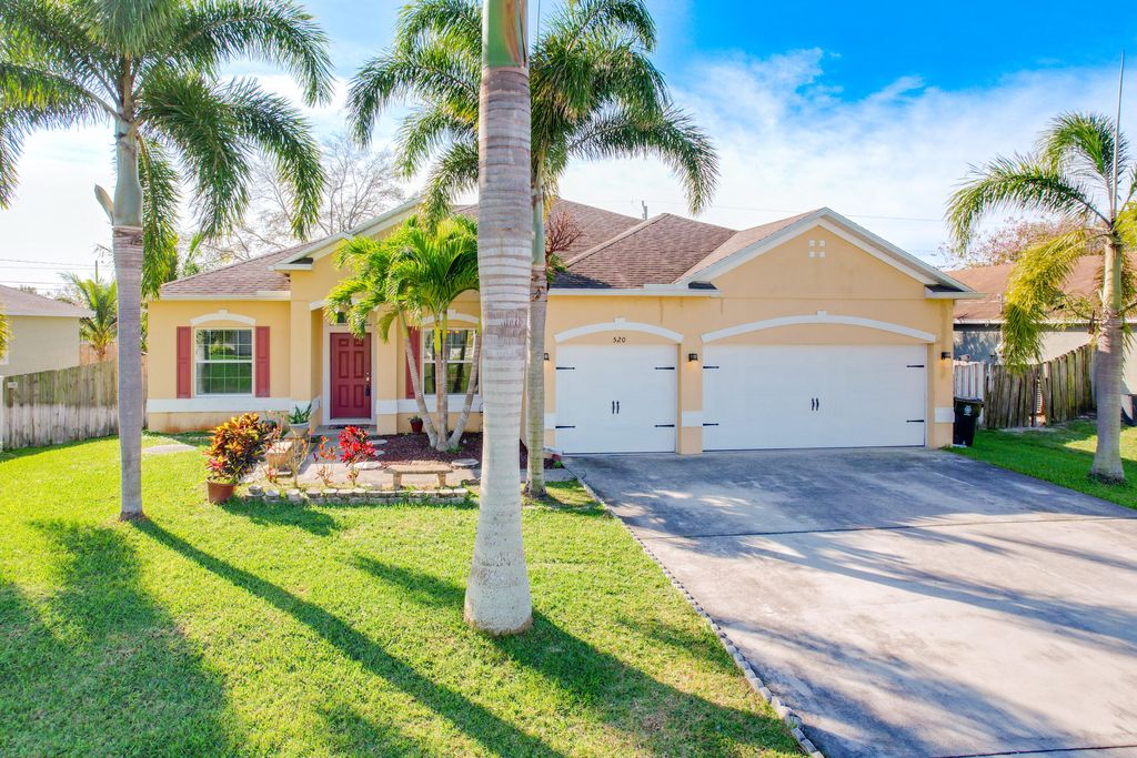 Photo of 520 SW Dailey Avenue, Port Saint Lucie, FL 34953 (MLS # R10954440)