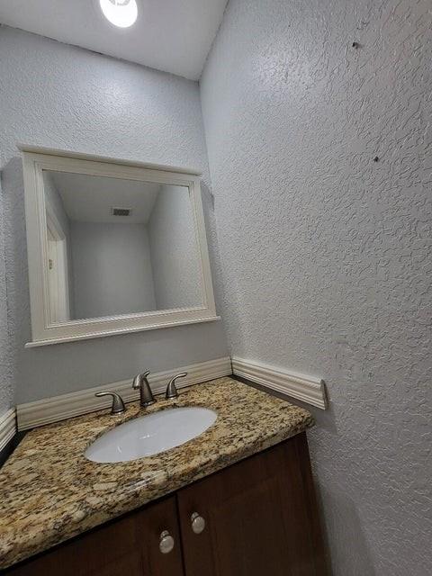 36-47-42 POR SE1/4 OF SE1 - Residential