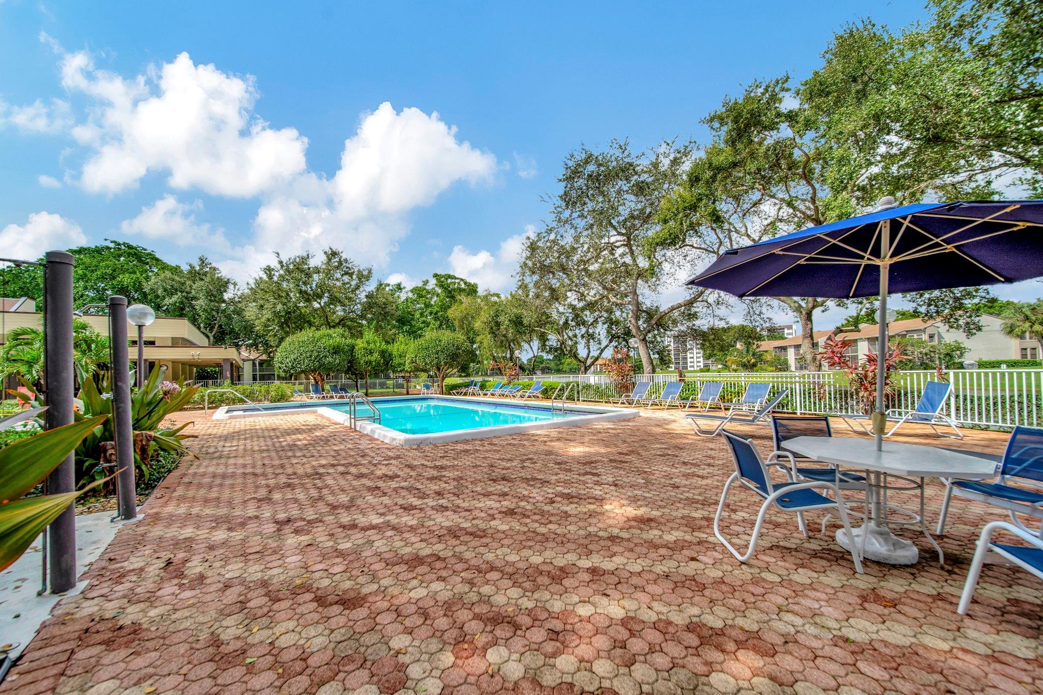 Meadowridge East Condo - Residential Lease