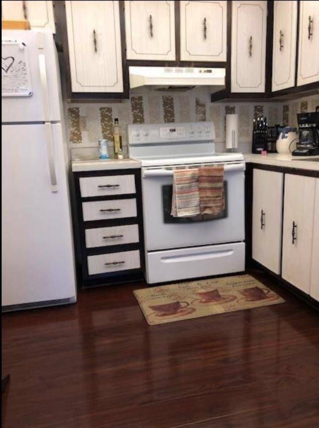 KINGS POINT CAPRI CONDOS - Residential Lease