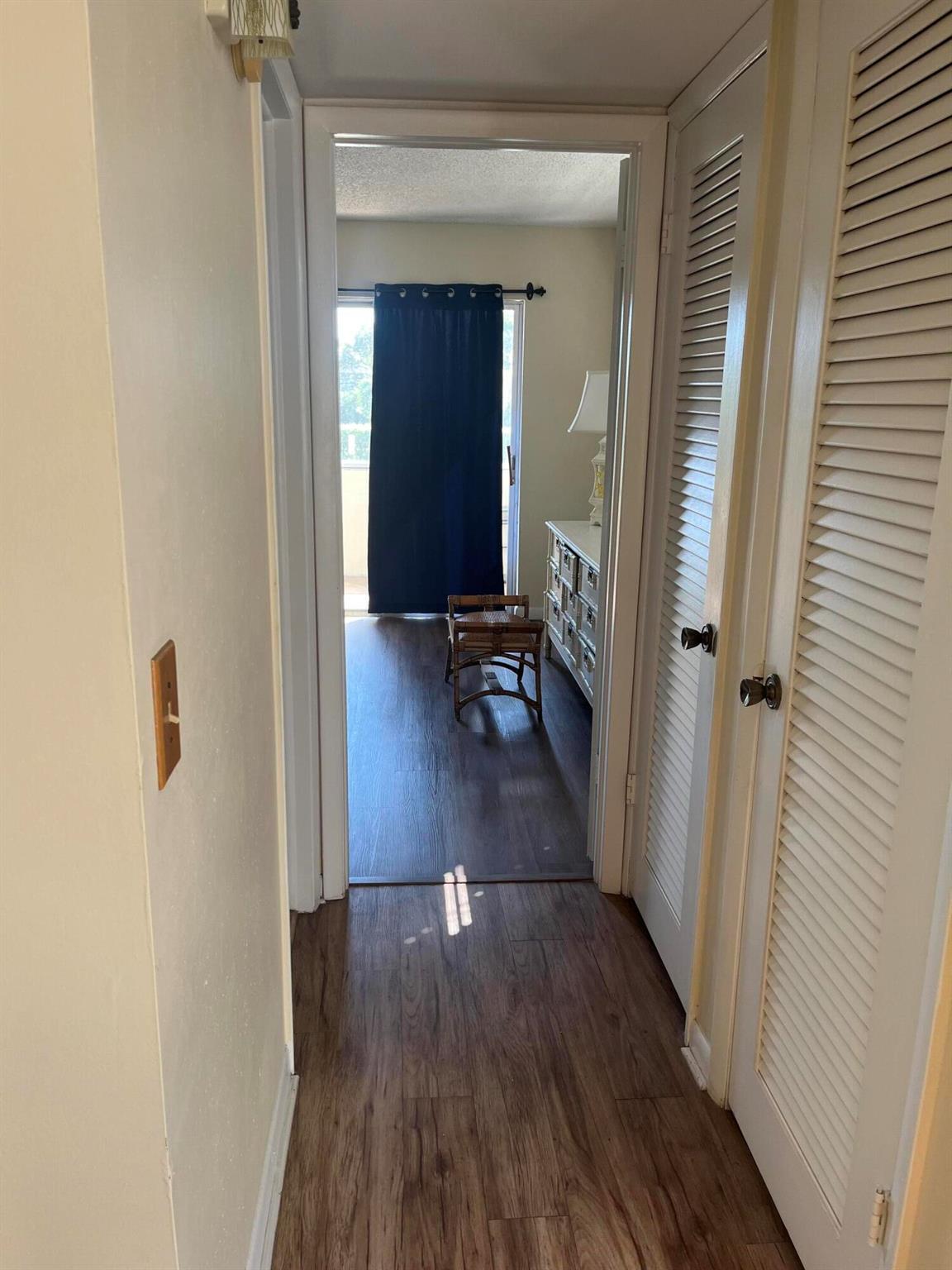 KINGS POINT CAPRI CONDOS - Residential Lease