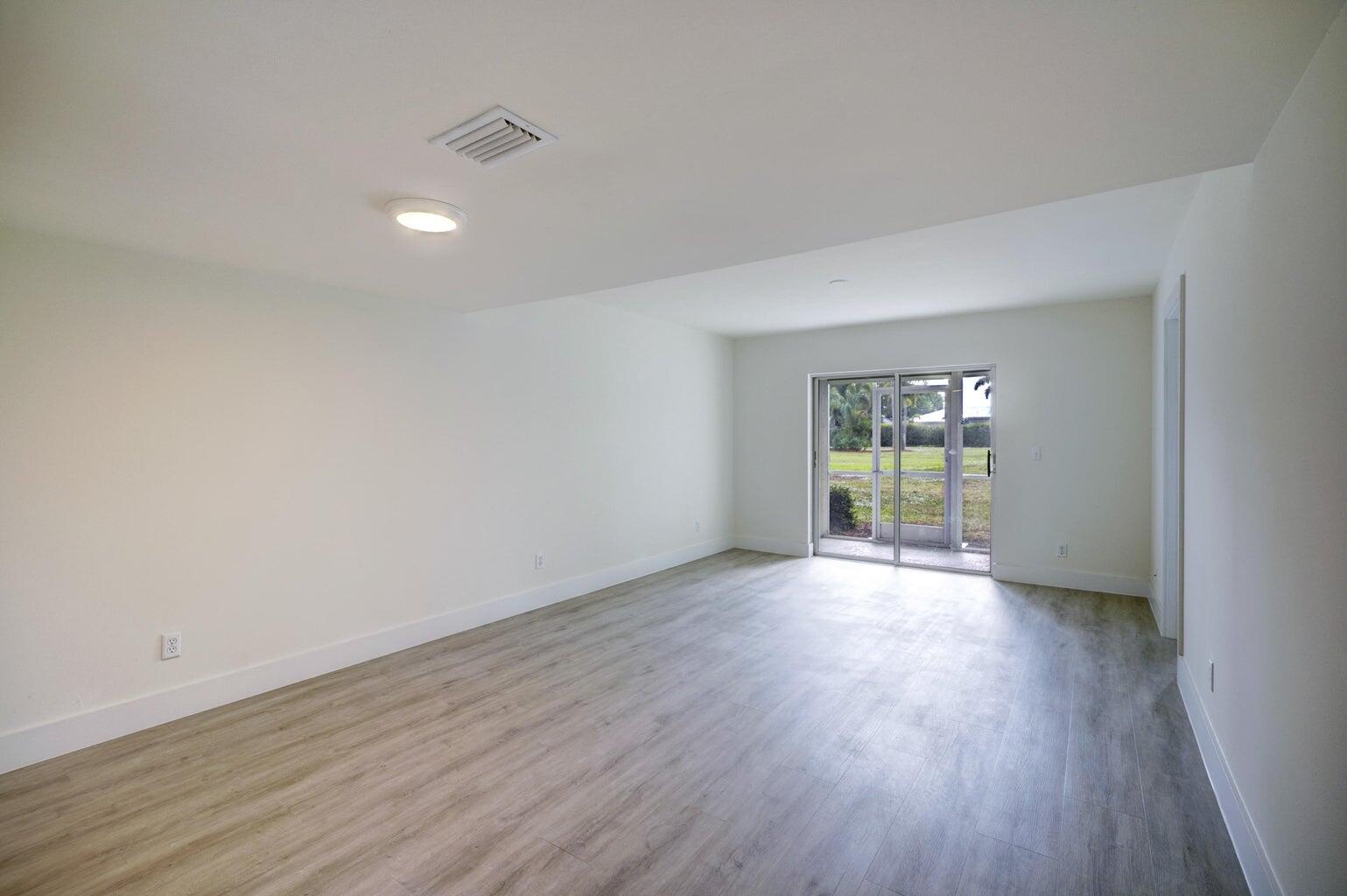 LITTLE CLUB CONDO - Residential Lease