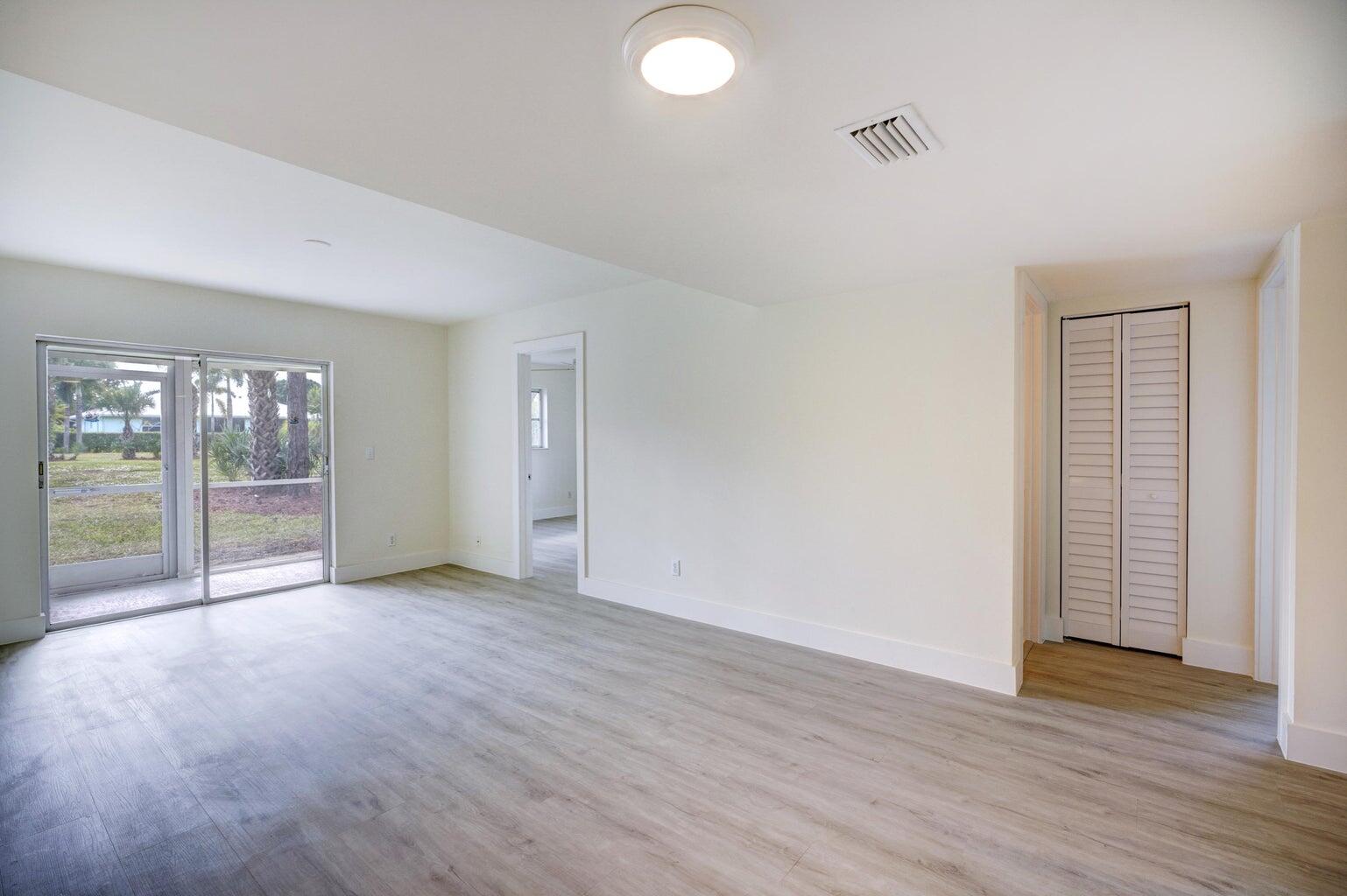 LITTLE CLUB CONDO - Residential Lease