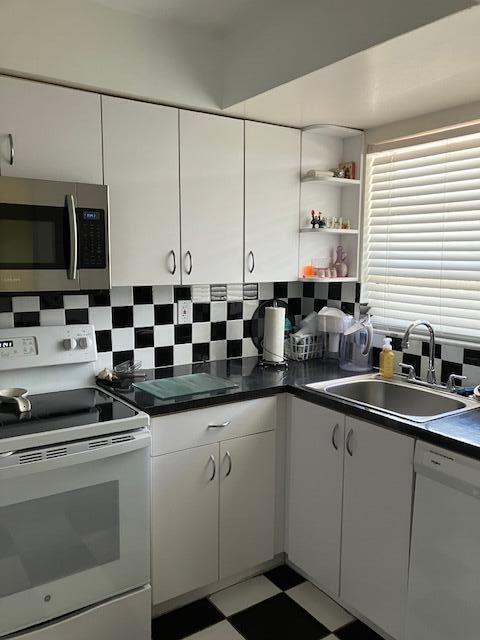 HILLSBORO IMPERIAL APTS C - Residential