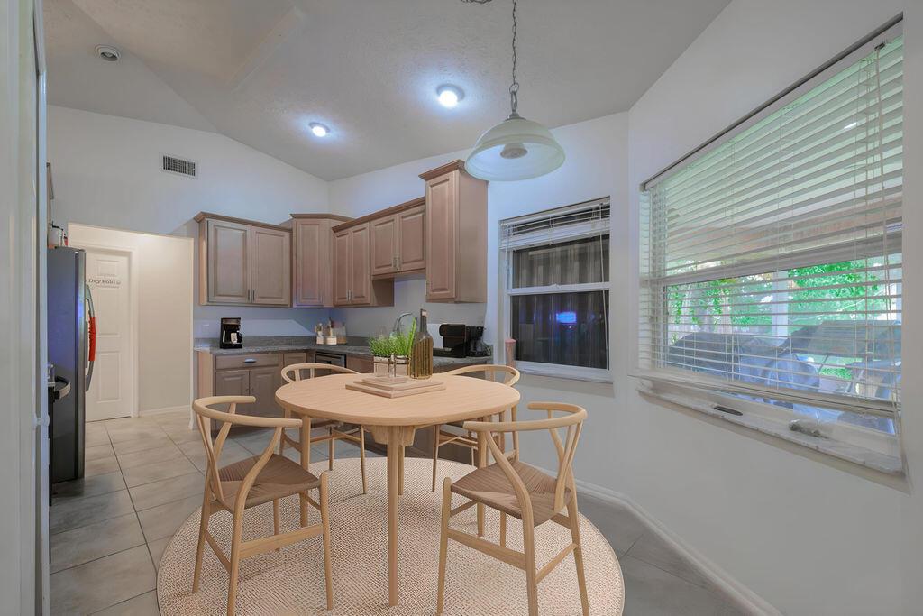 1687 SW Ruiz Terrace