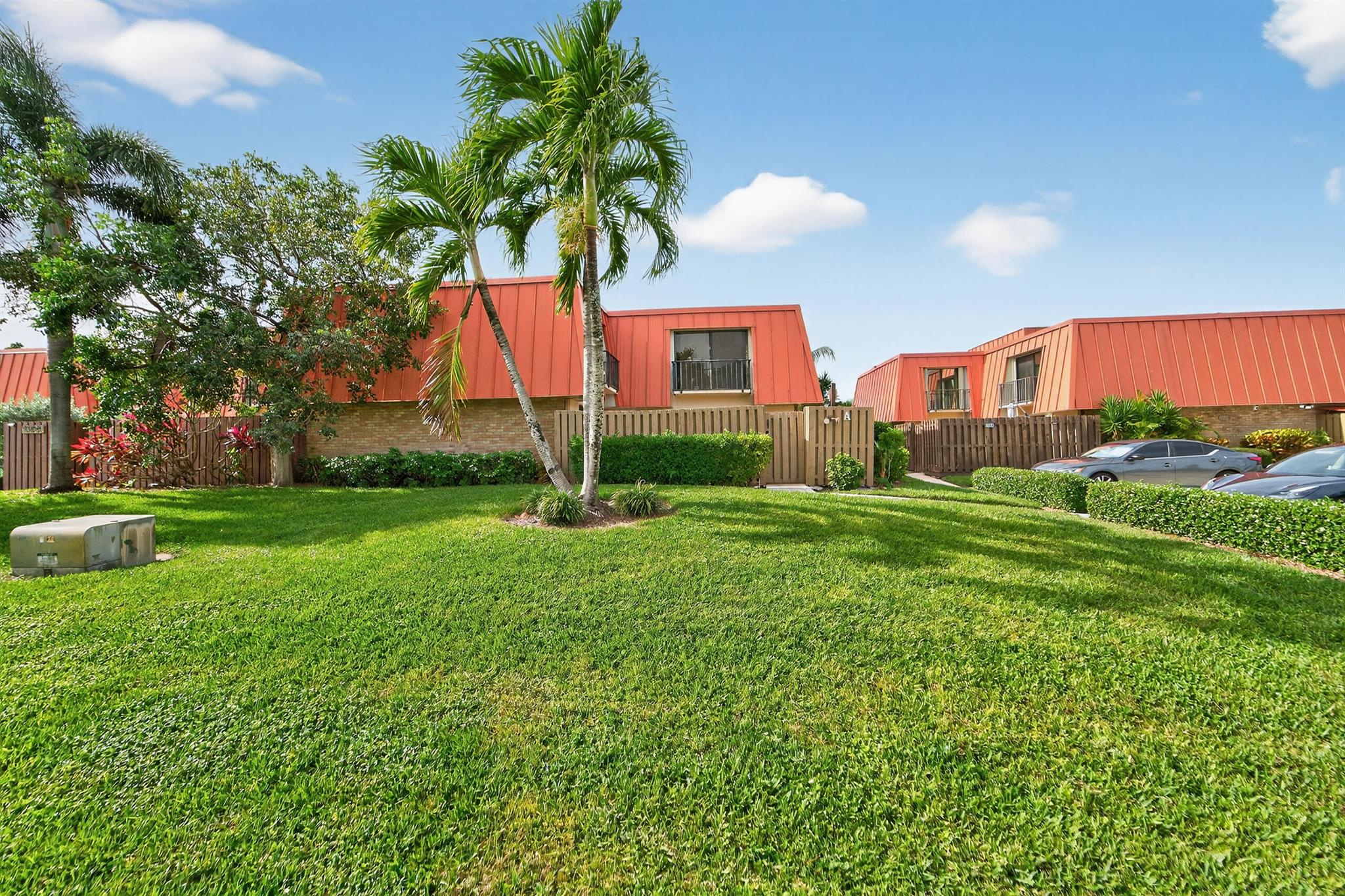 MERIDIAN PARK - Residential