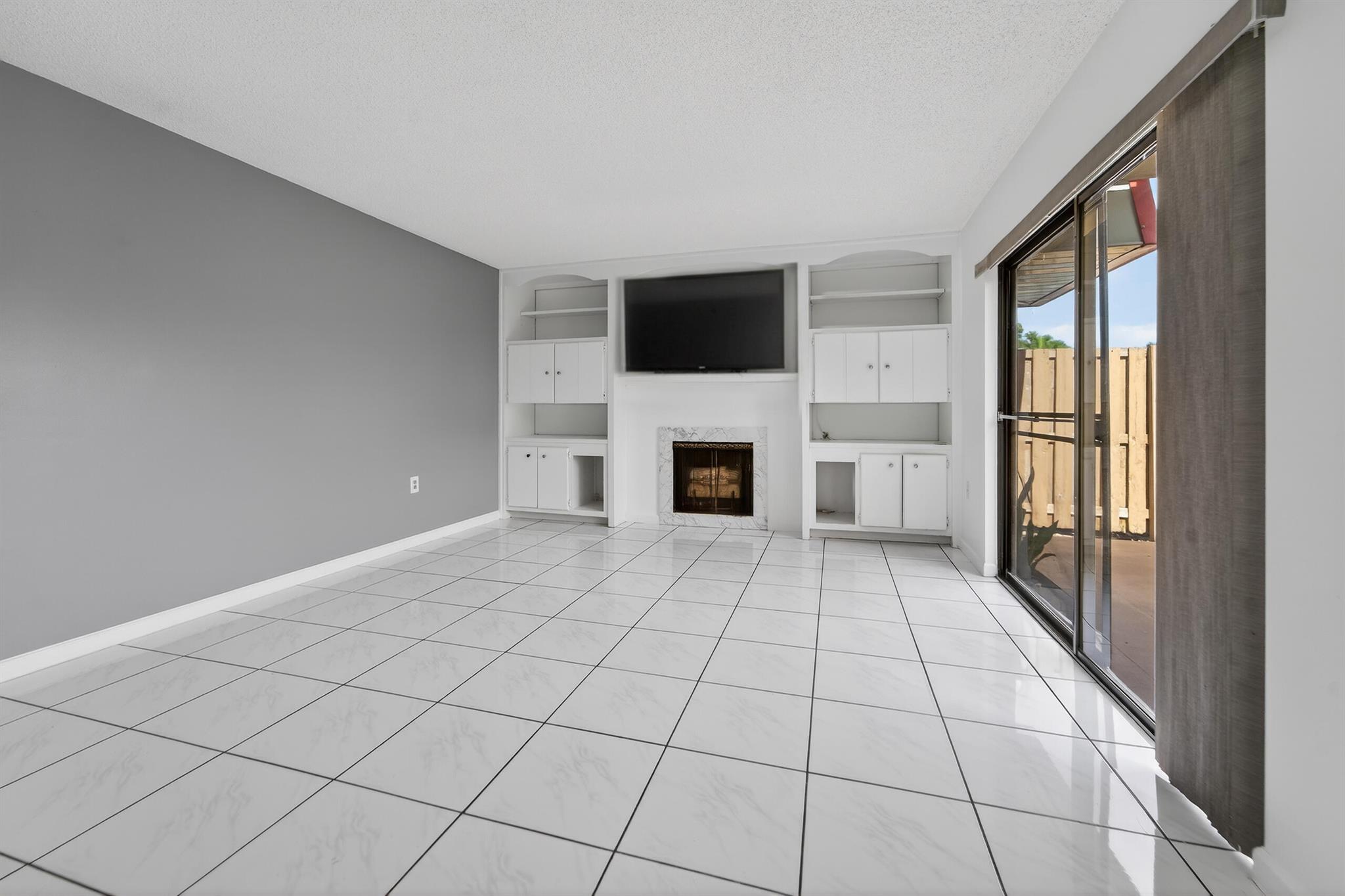 MERIDIAN PARK - Residential