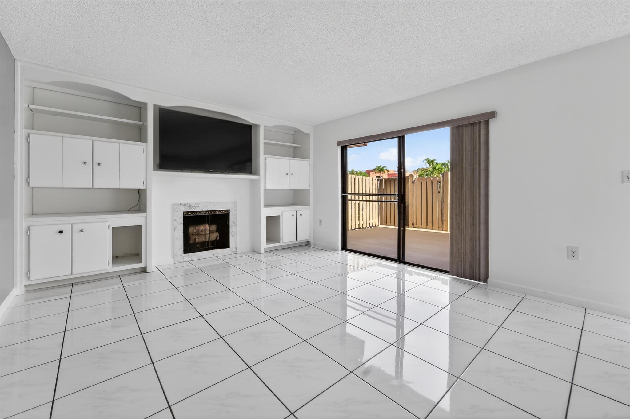 MERIDIAN PARK - Residential